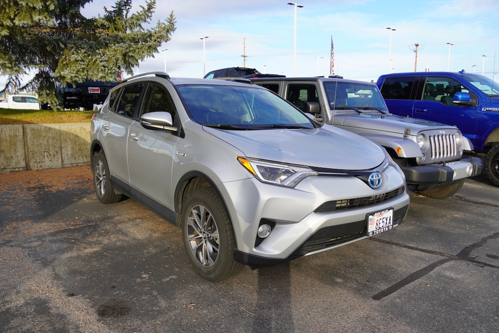 Used 2016 Toyota RAV4 Hybrid XLE SUV