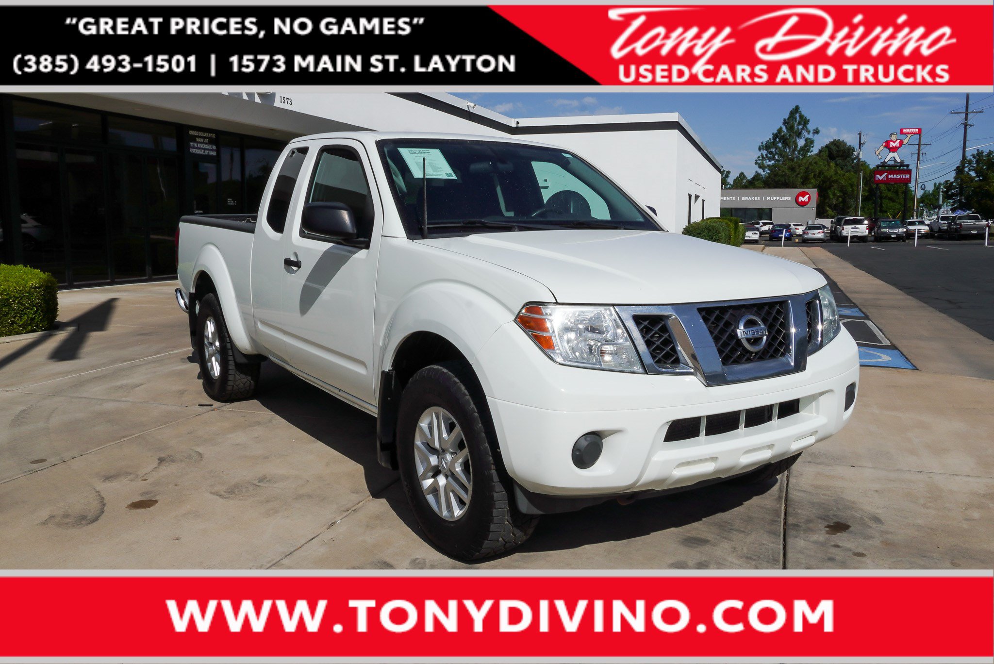 Glacier White 2019 Nissan Frontier Pickup Truck Four-Wheel Drive Automatic