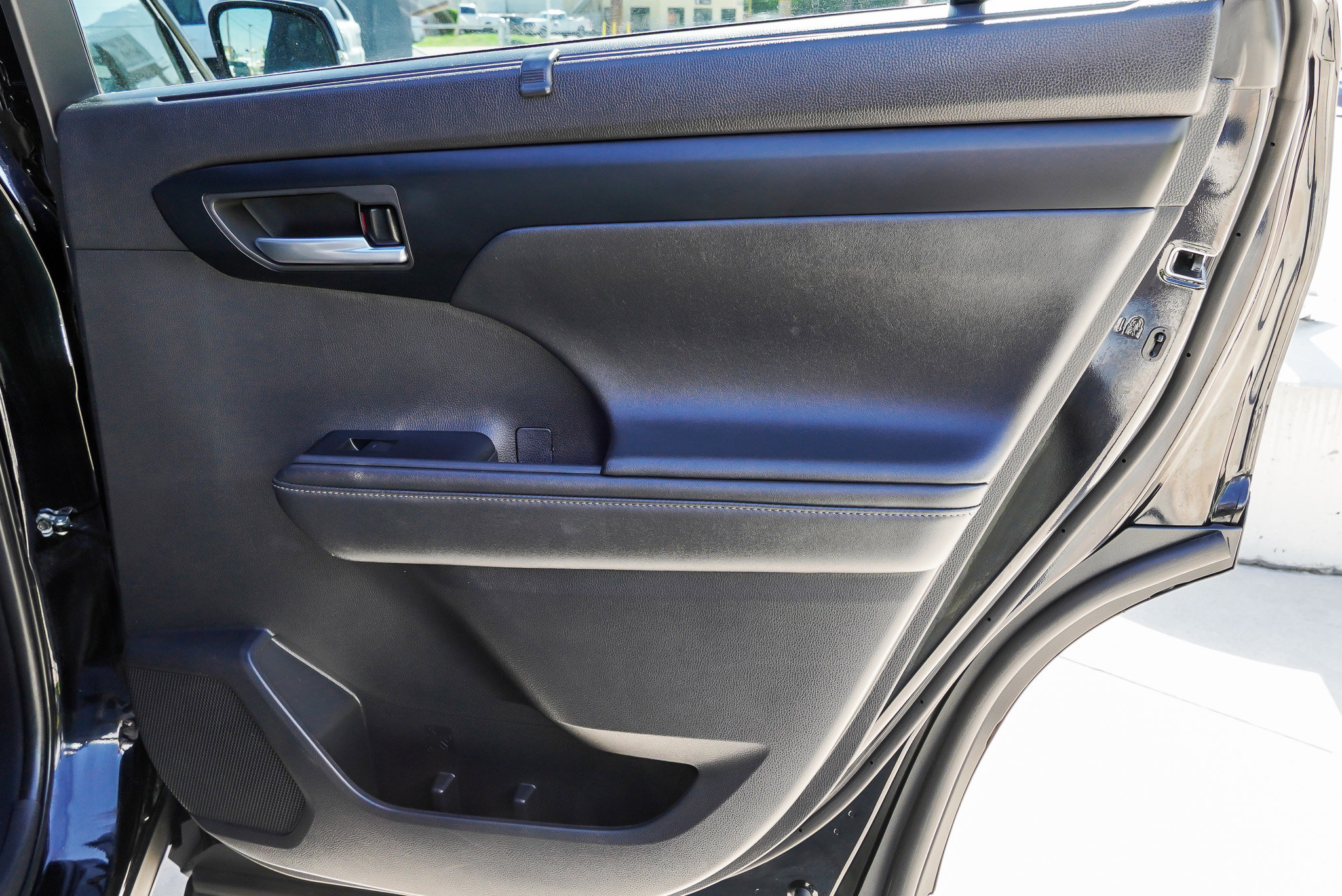 2025 Toyota Highlander XSE - Photo 31