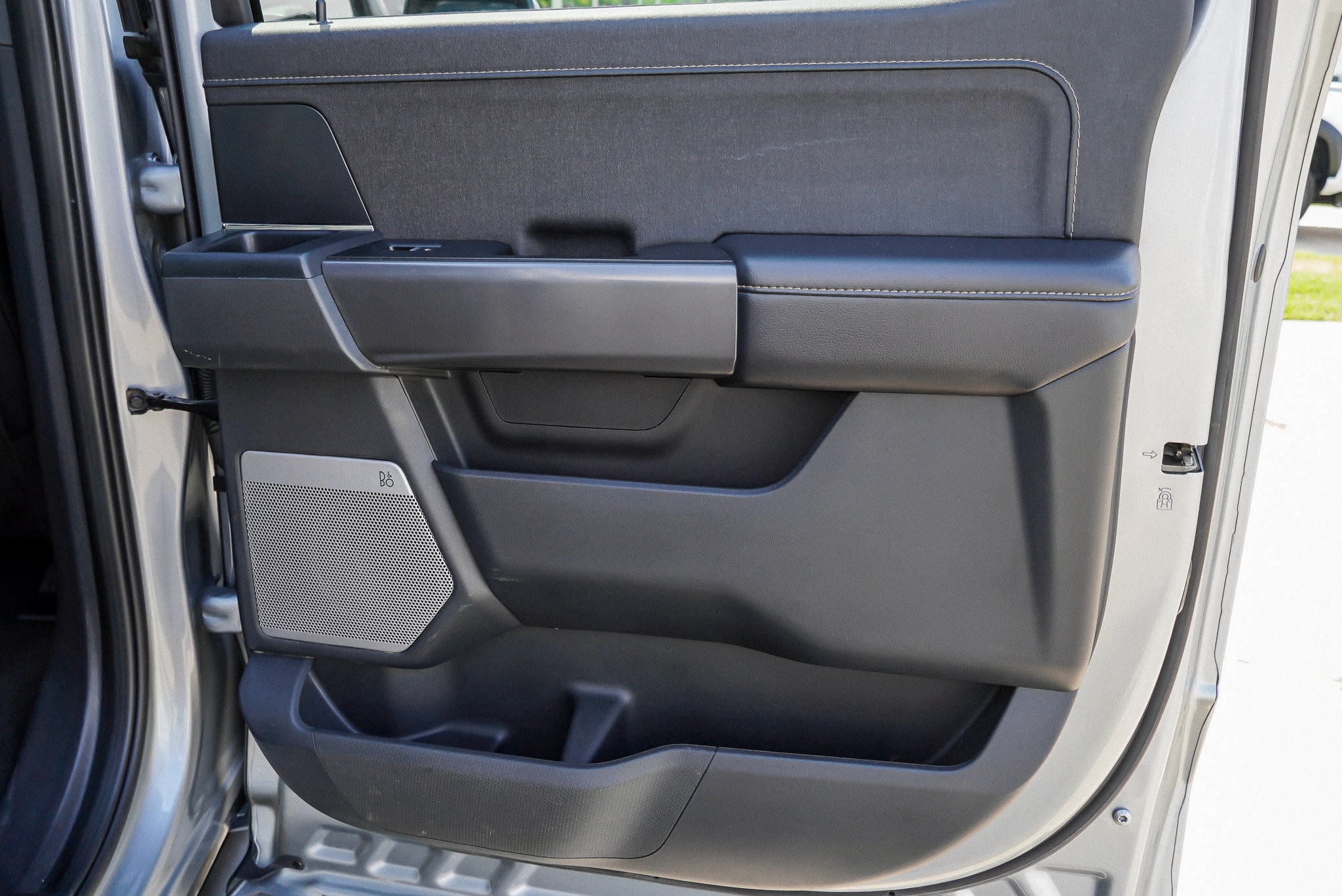 2025 Ford F-150 Lariat - Photo 31