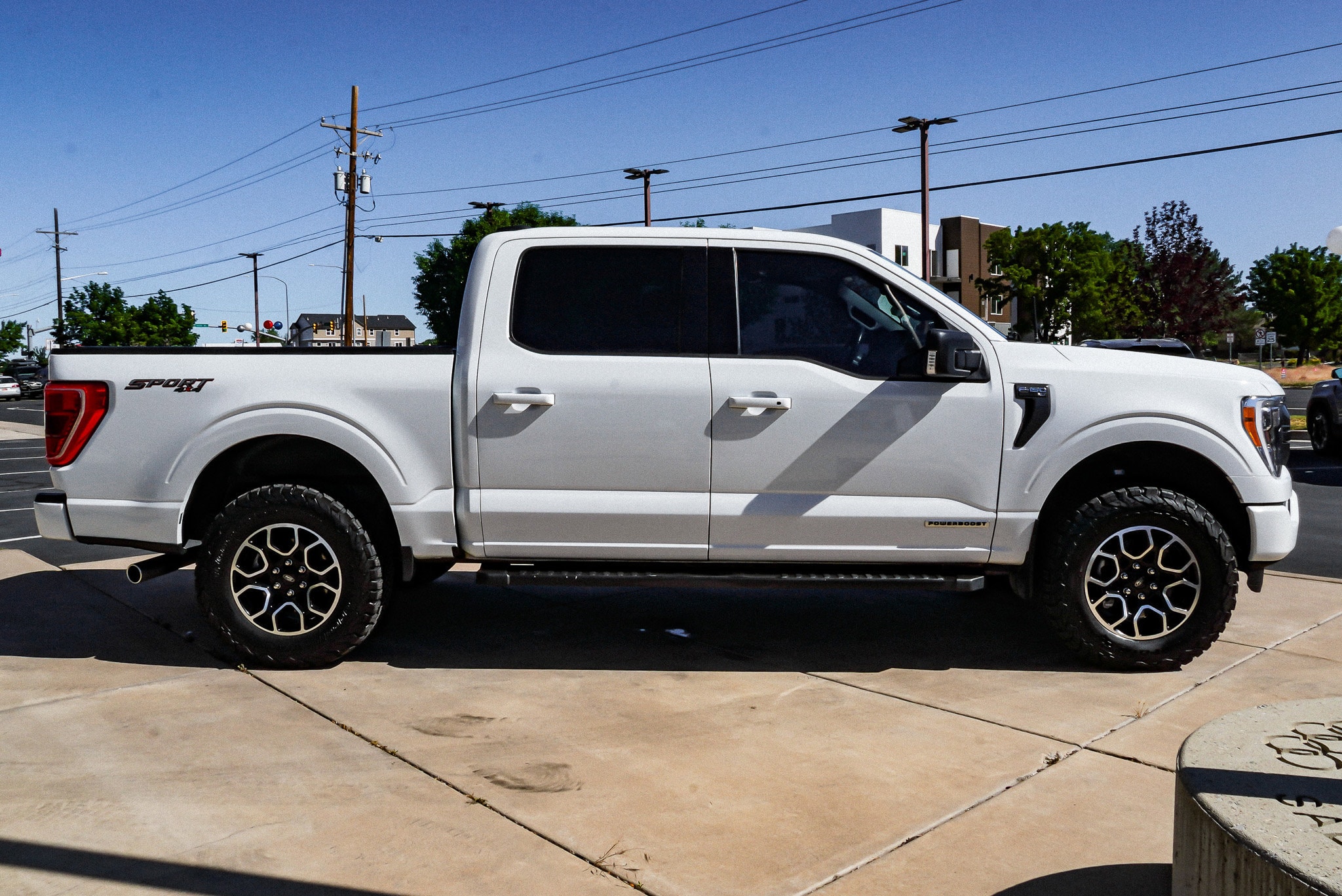 2022 Ford F-150 XLT - Photo 9