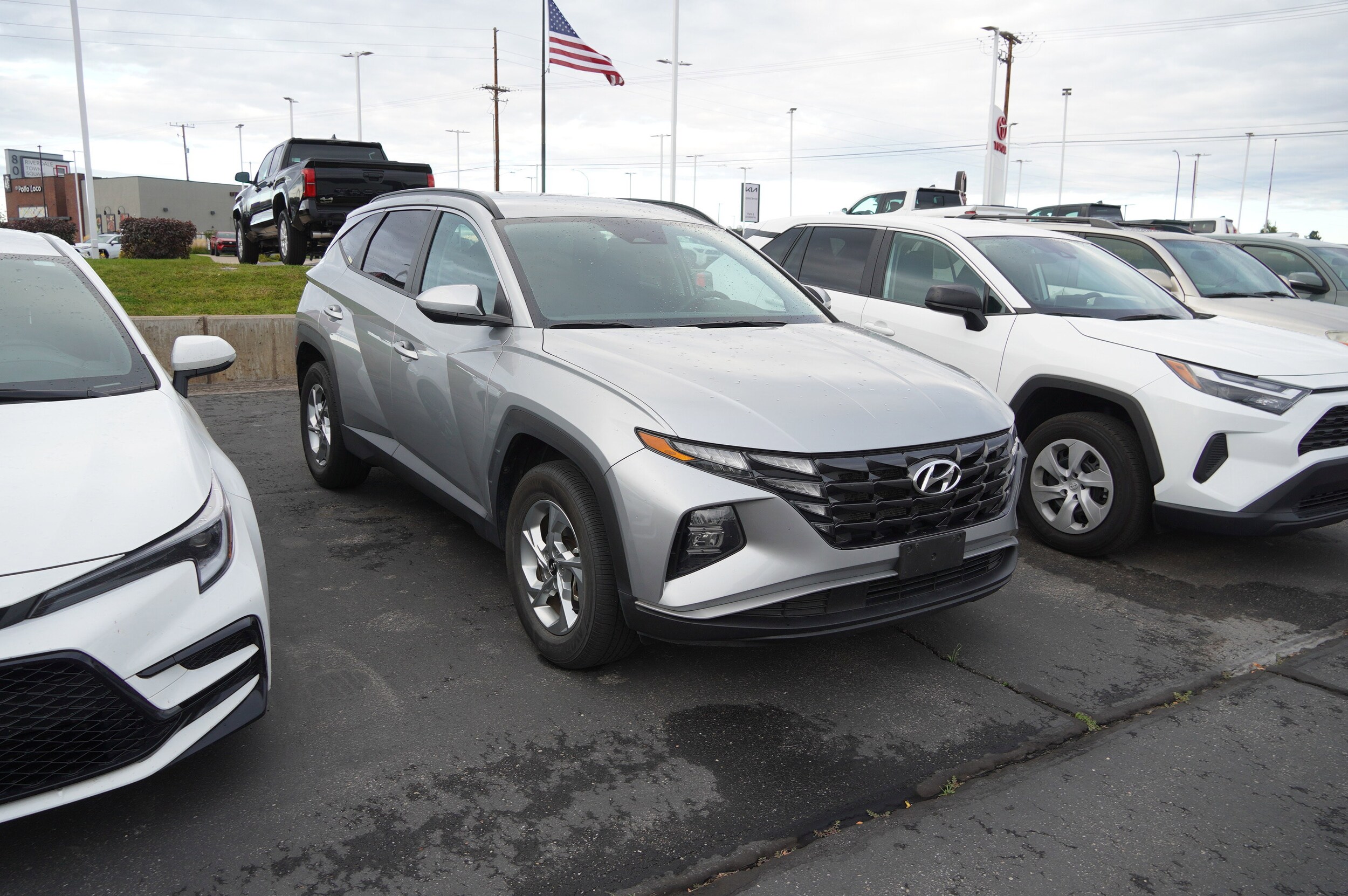 2024 Hyundai Tucson SEL photo 2