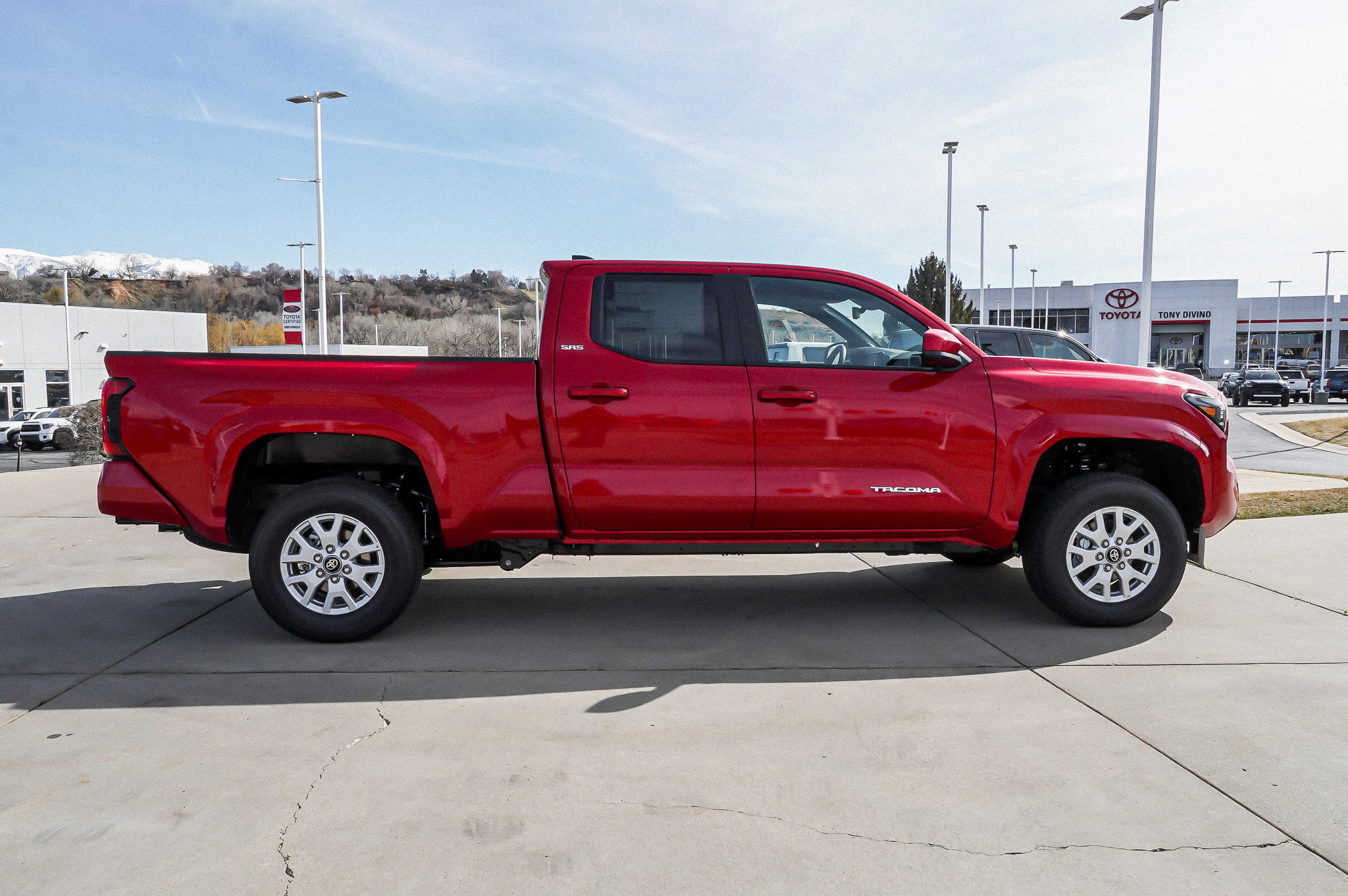 2026 Toyota Tacoma SR5 - Photo 9