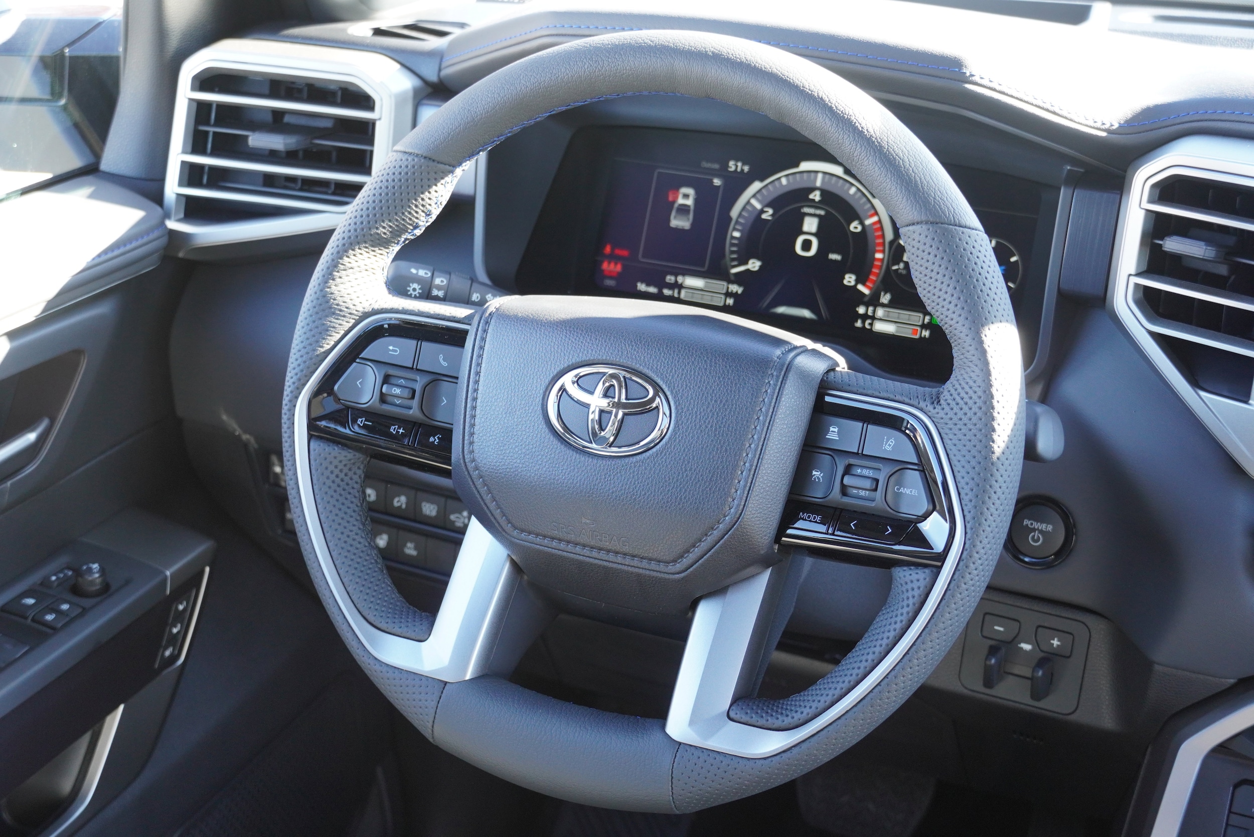 2026 Toyota Tundra Platinum - Photo 32