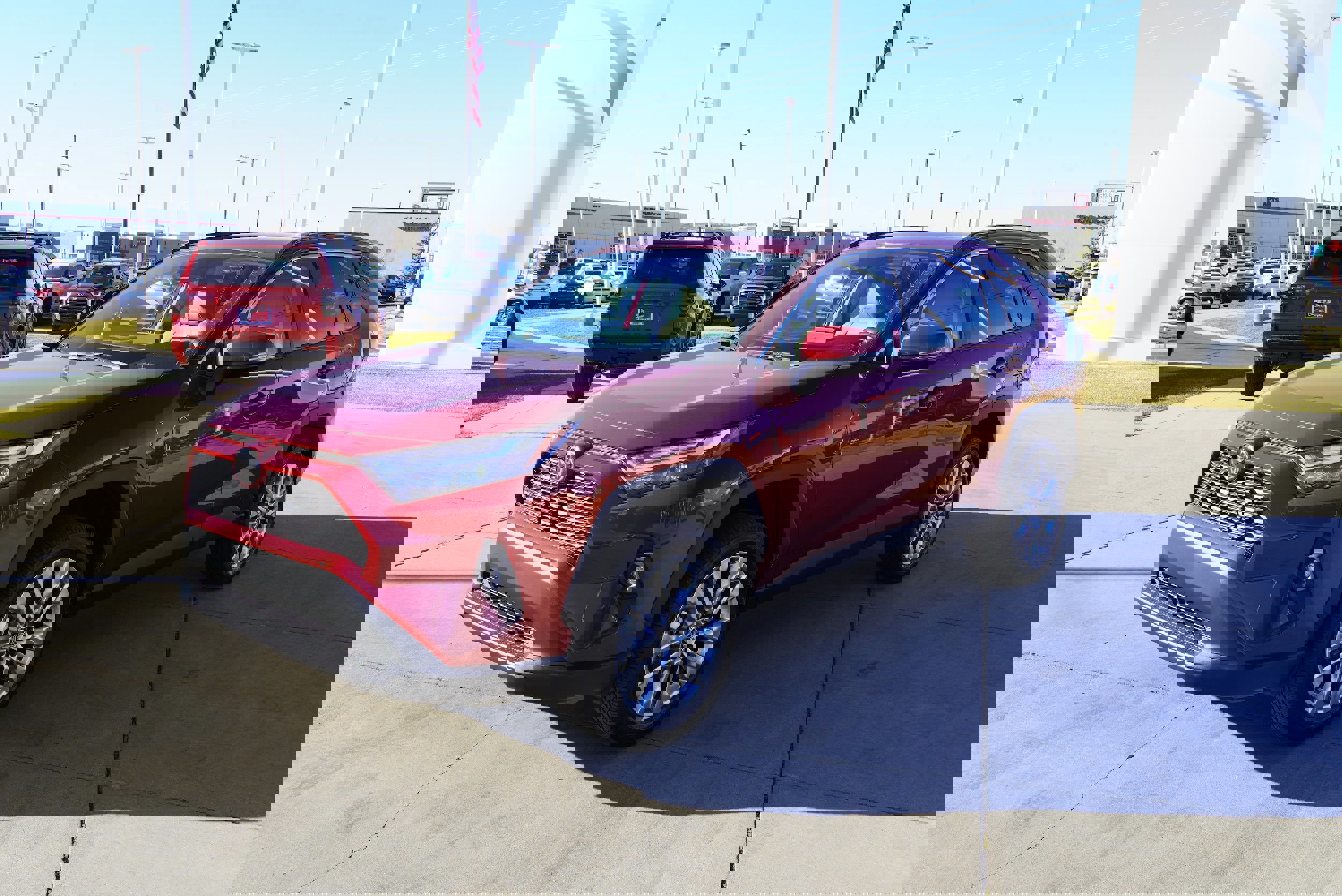 2025 Toyota RAV4 XLE Premium photo 3