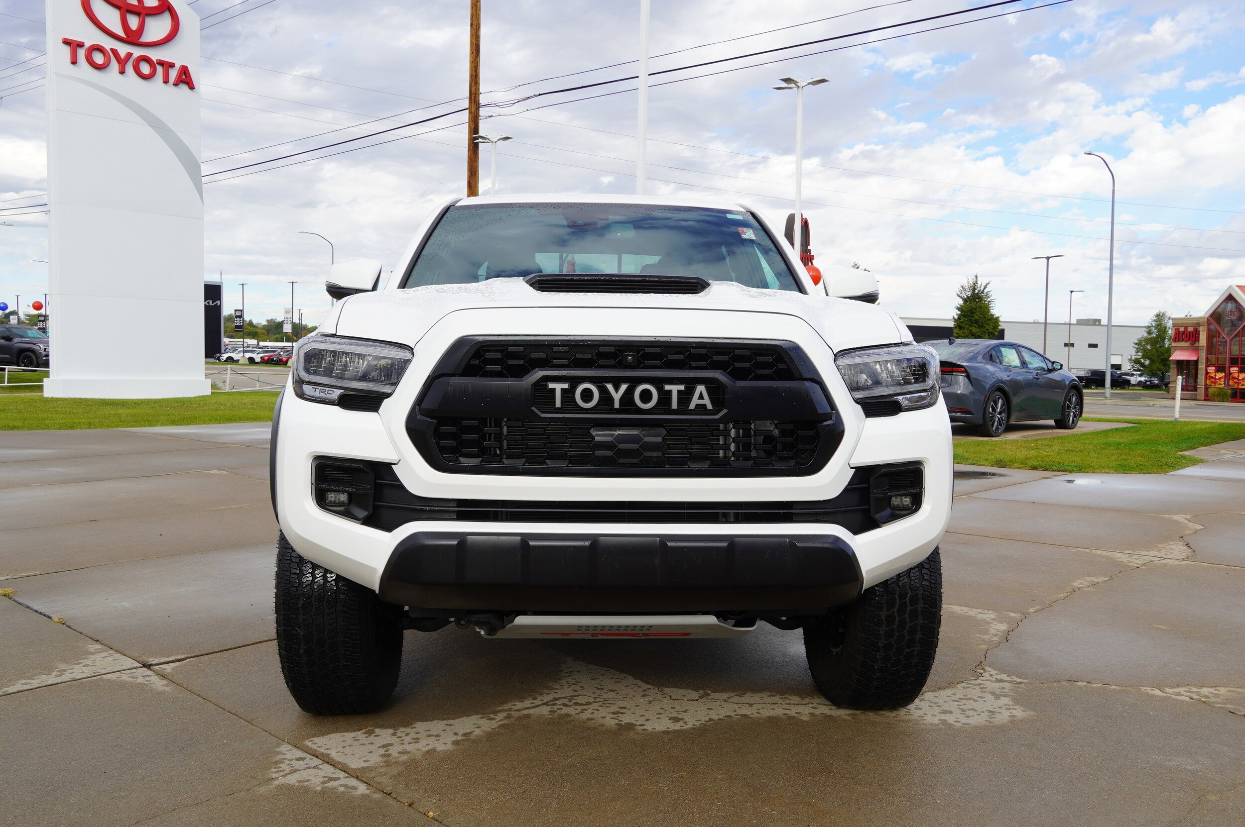 2023 Toyota Tacoma TRD Pro photo 2