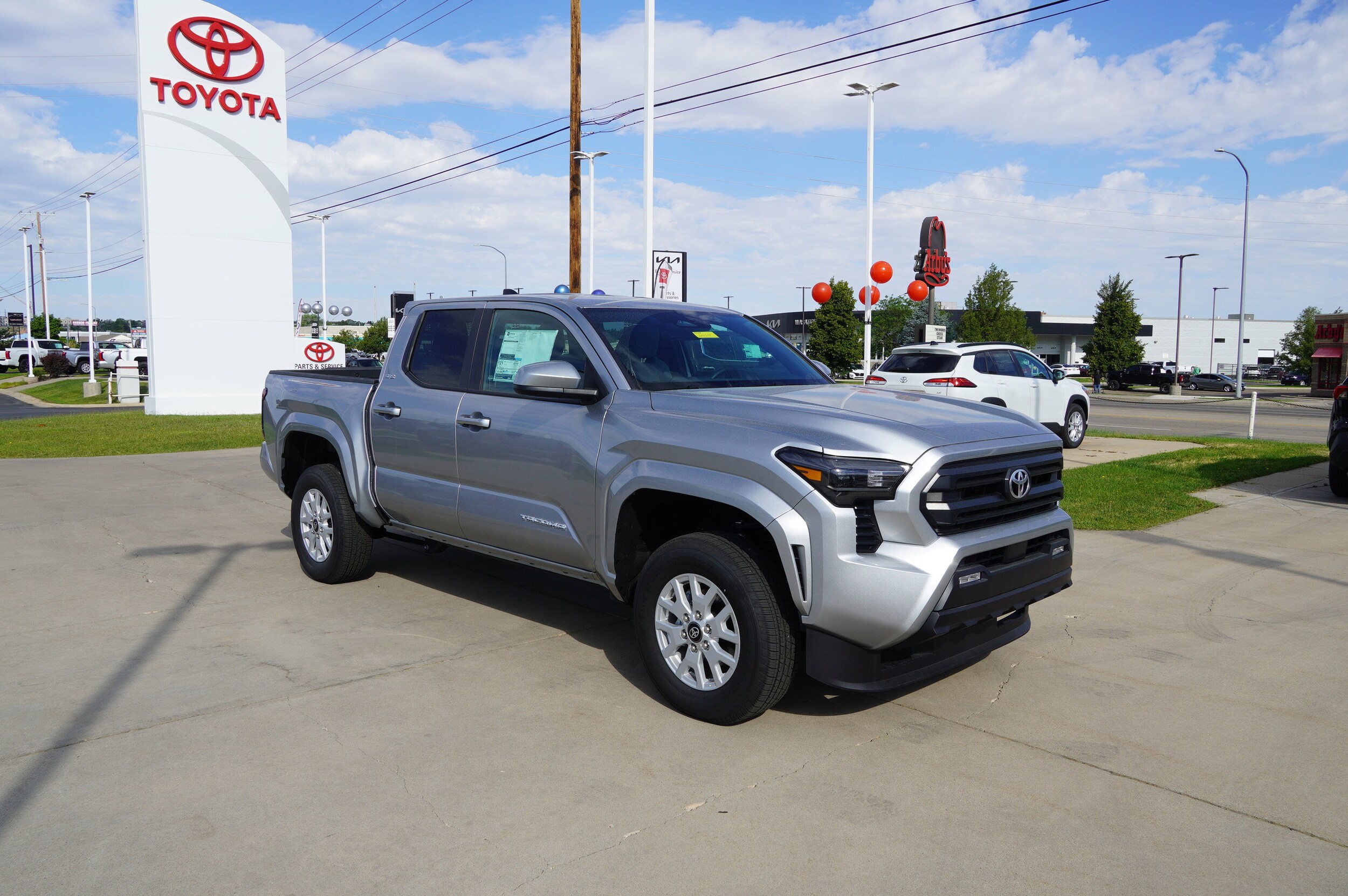 2025 Toyota Tacoma SR5 photo 2