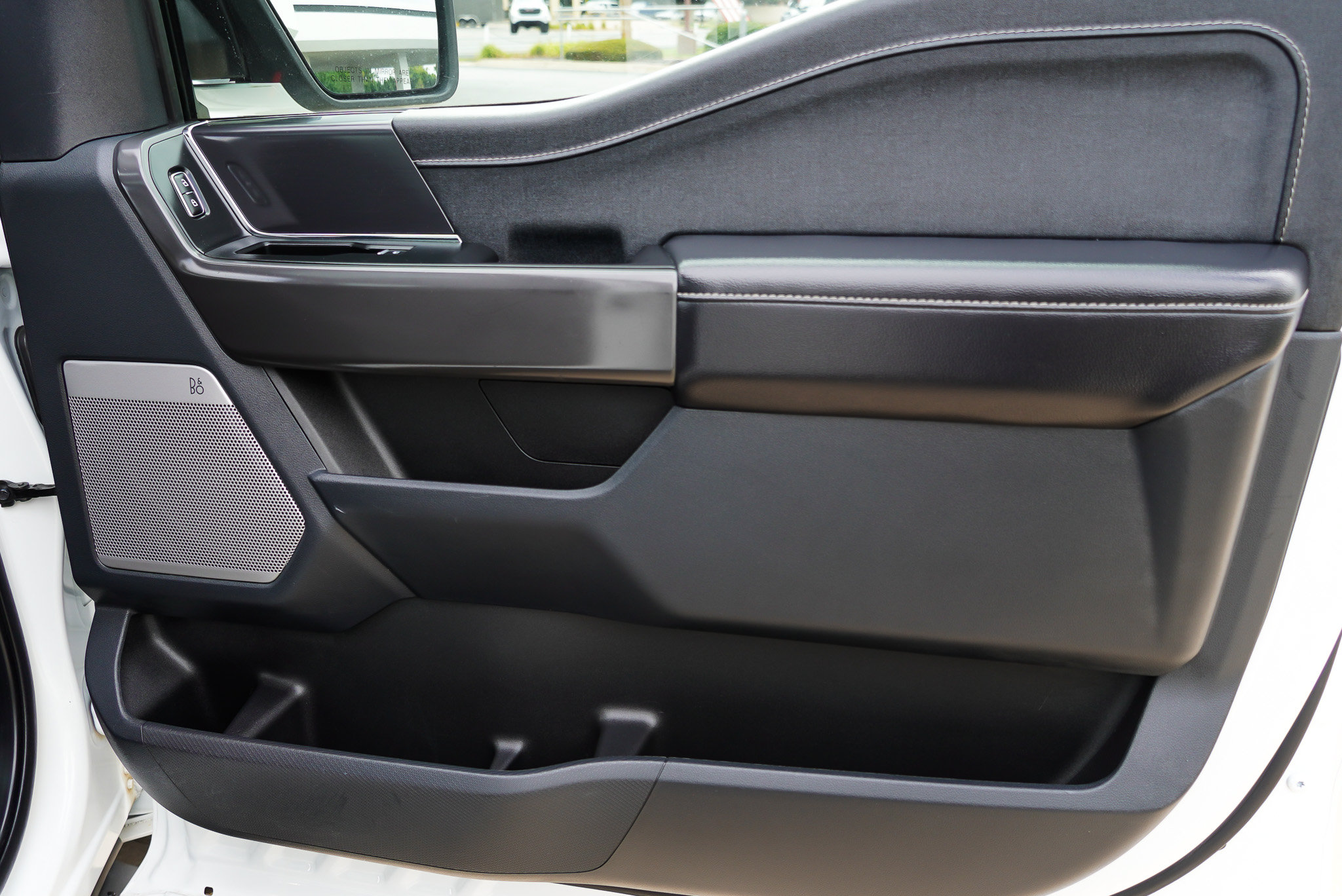 2025 Ford F-150 Lariat - Photo 29