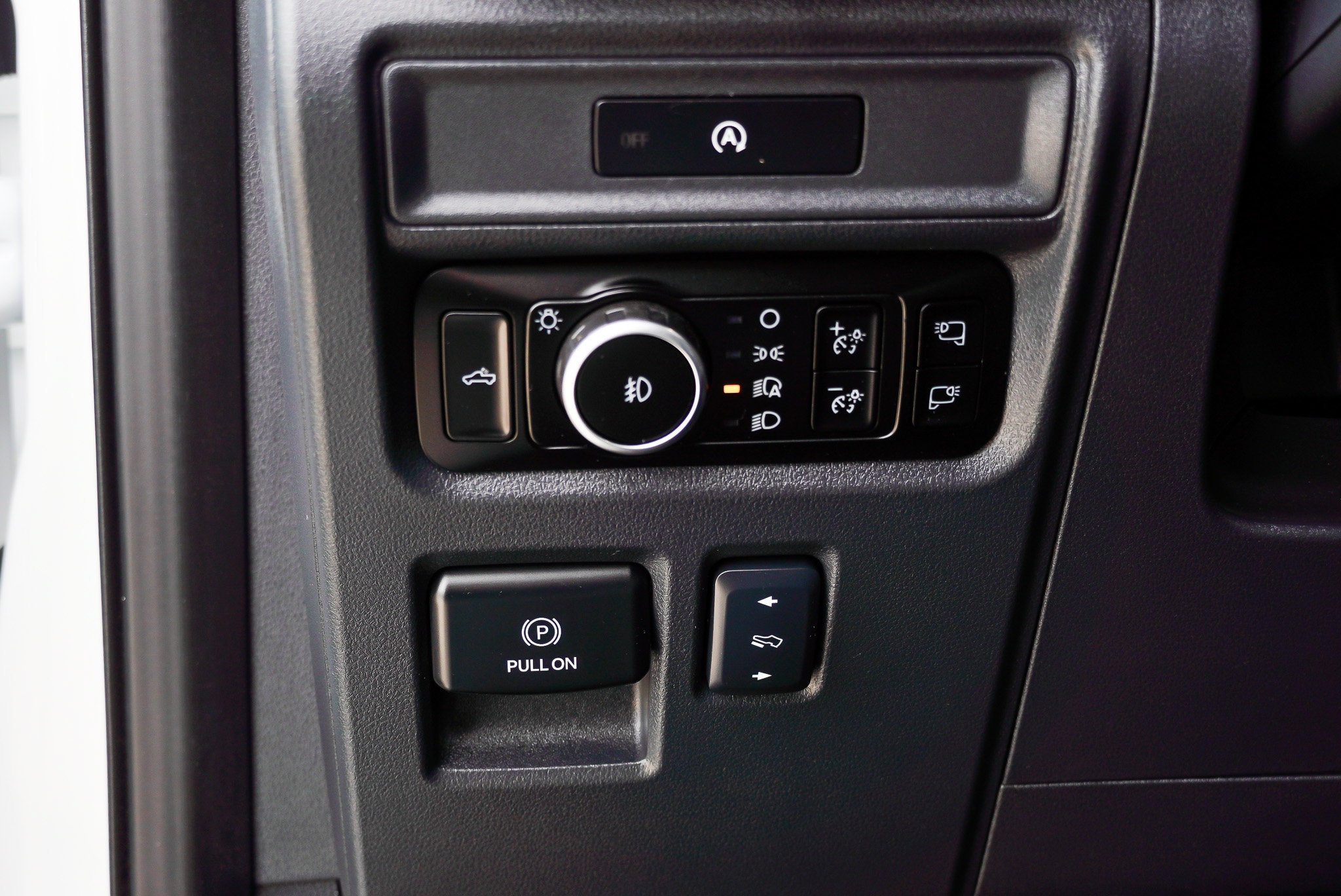 2025 Ford F-150 Lariat - Photo 18