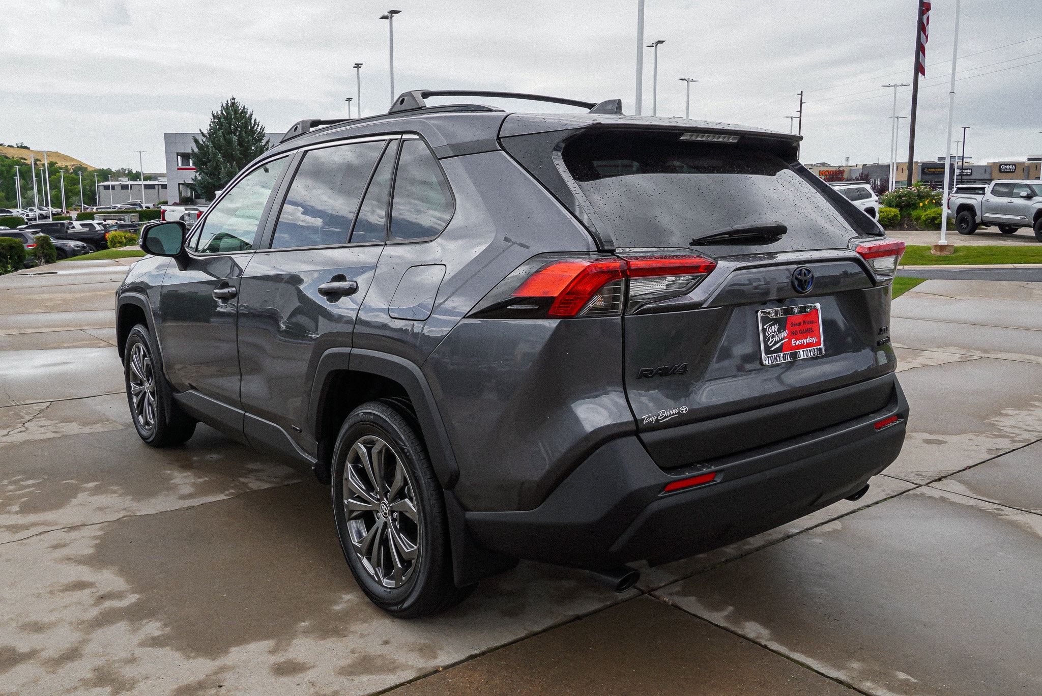 2023 Toyota RAV4 XLE Premium - Photo 6