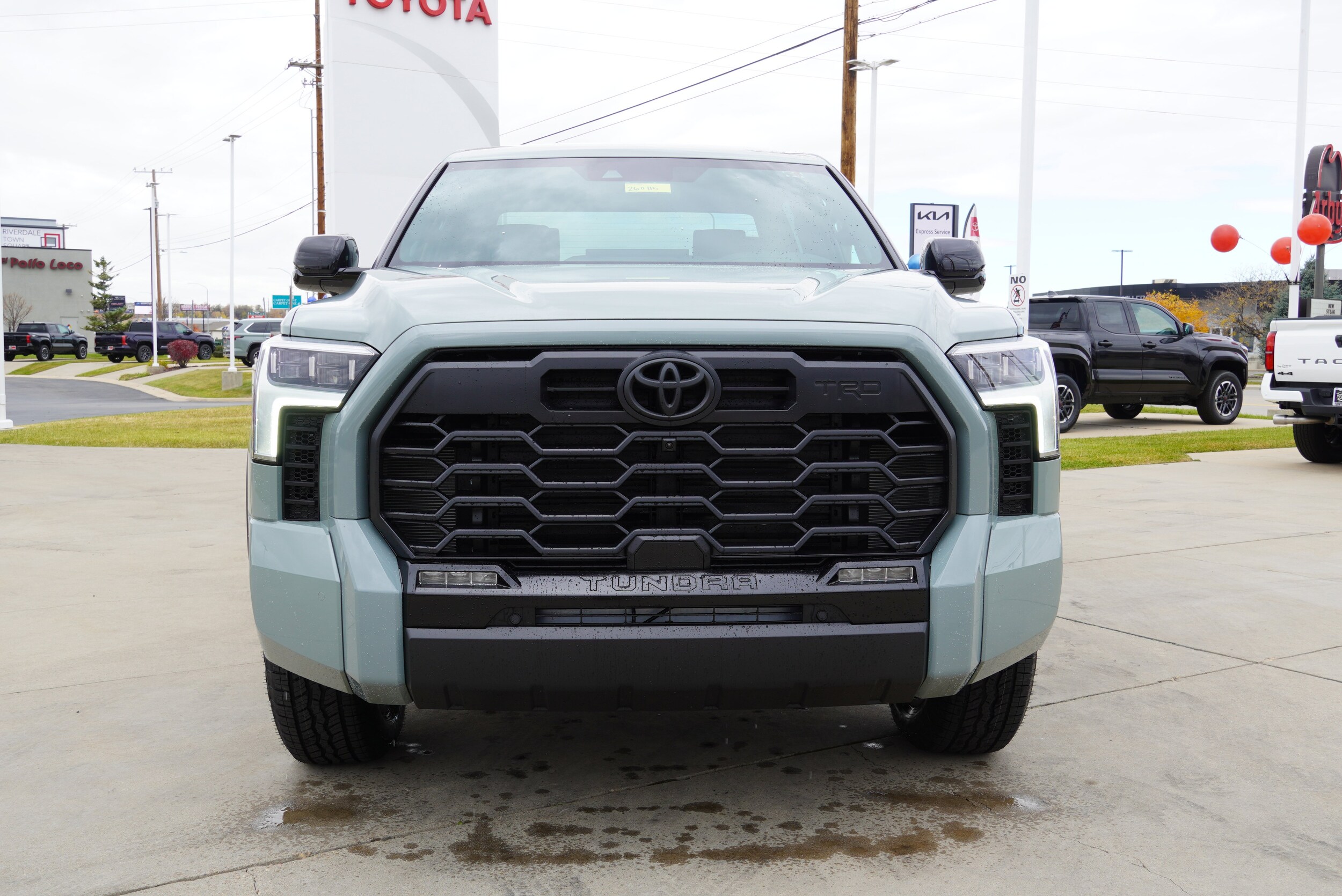 2026 Toyota Tundra Limited photo 3