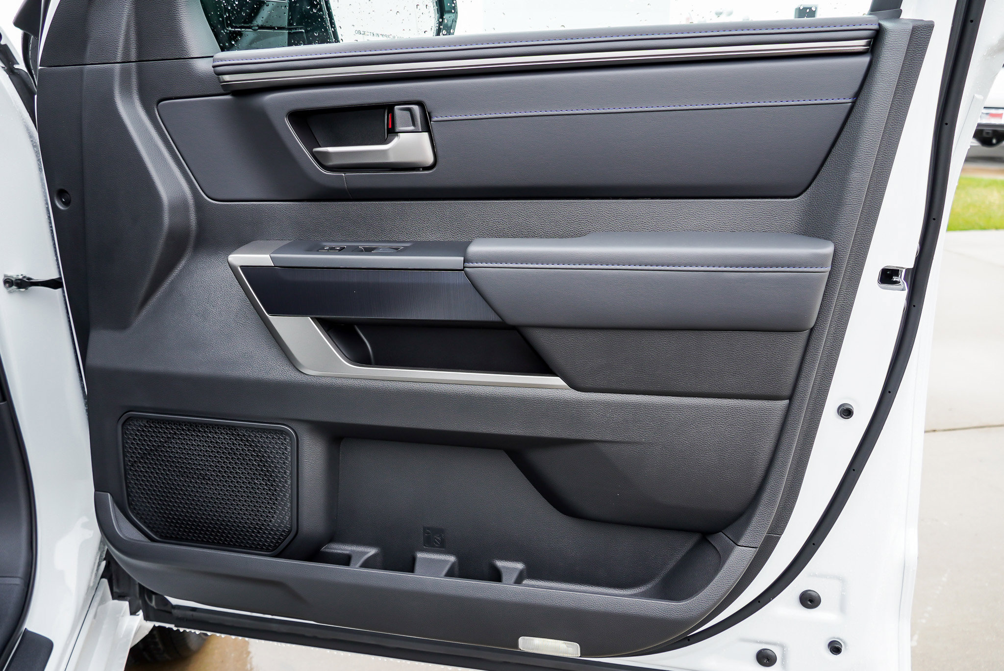 2026 Toyota Tundra Platinum - Photo 30