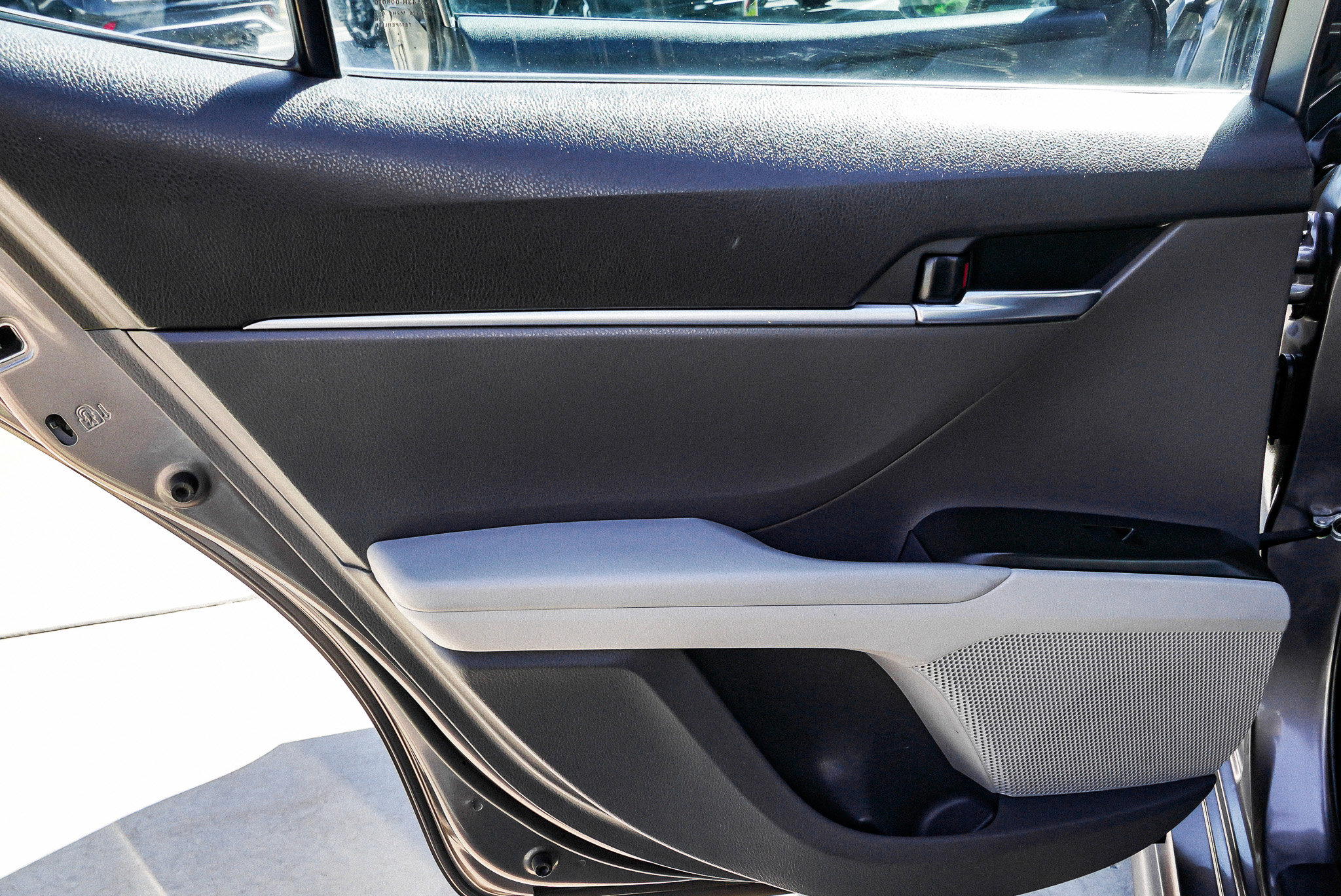 2021 Toyota Camry SE - Photo 22