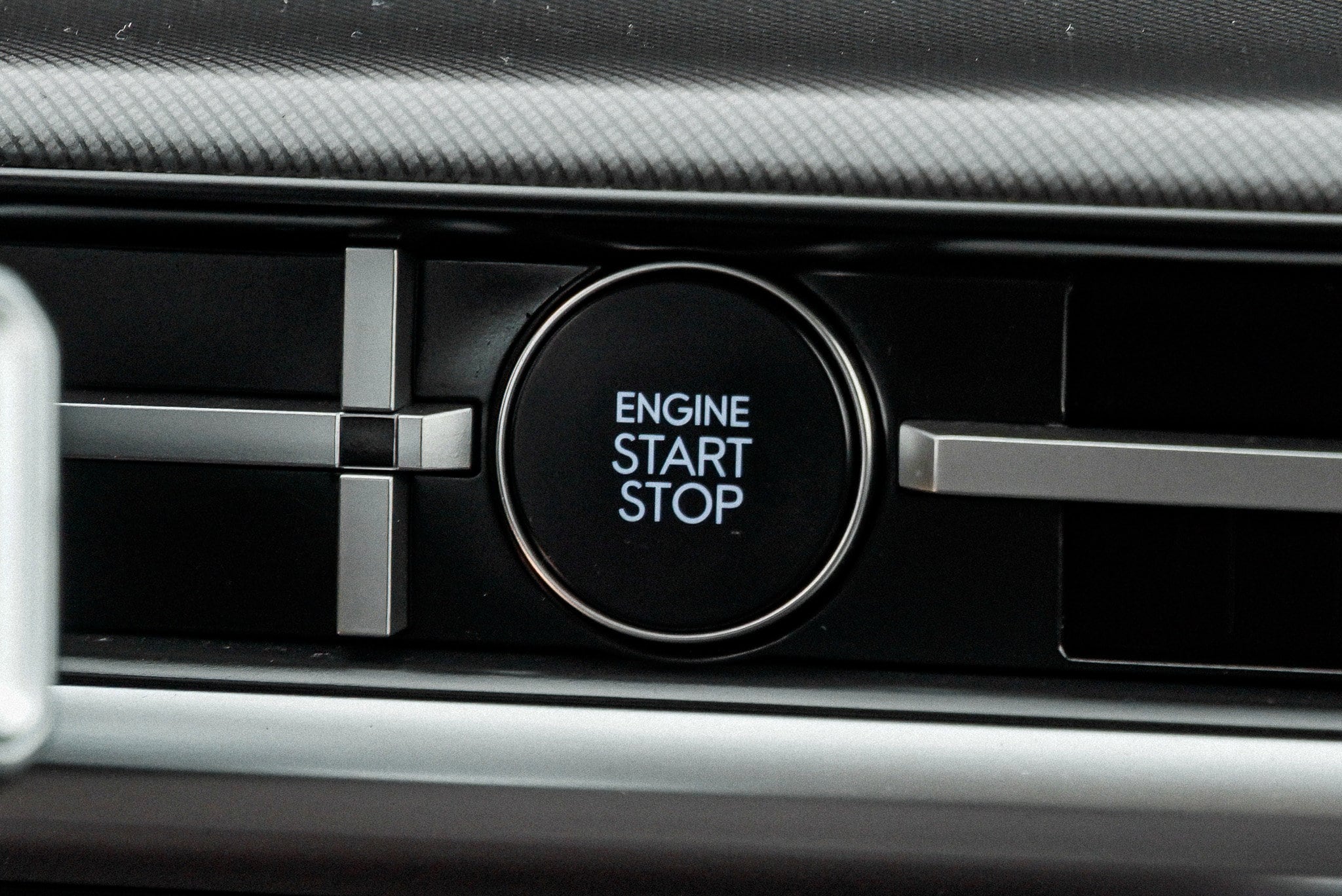 2025 Hyundai Santa Fe SEL - Photo 36
