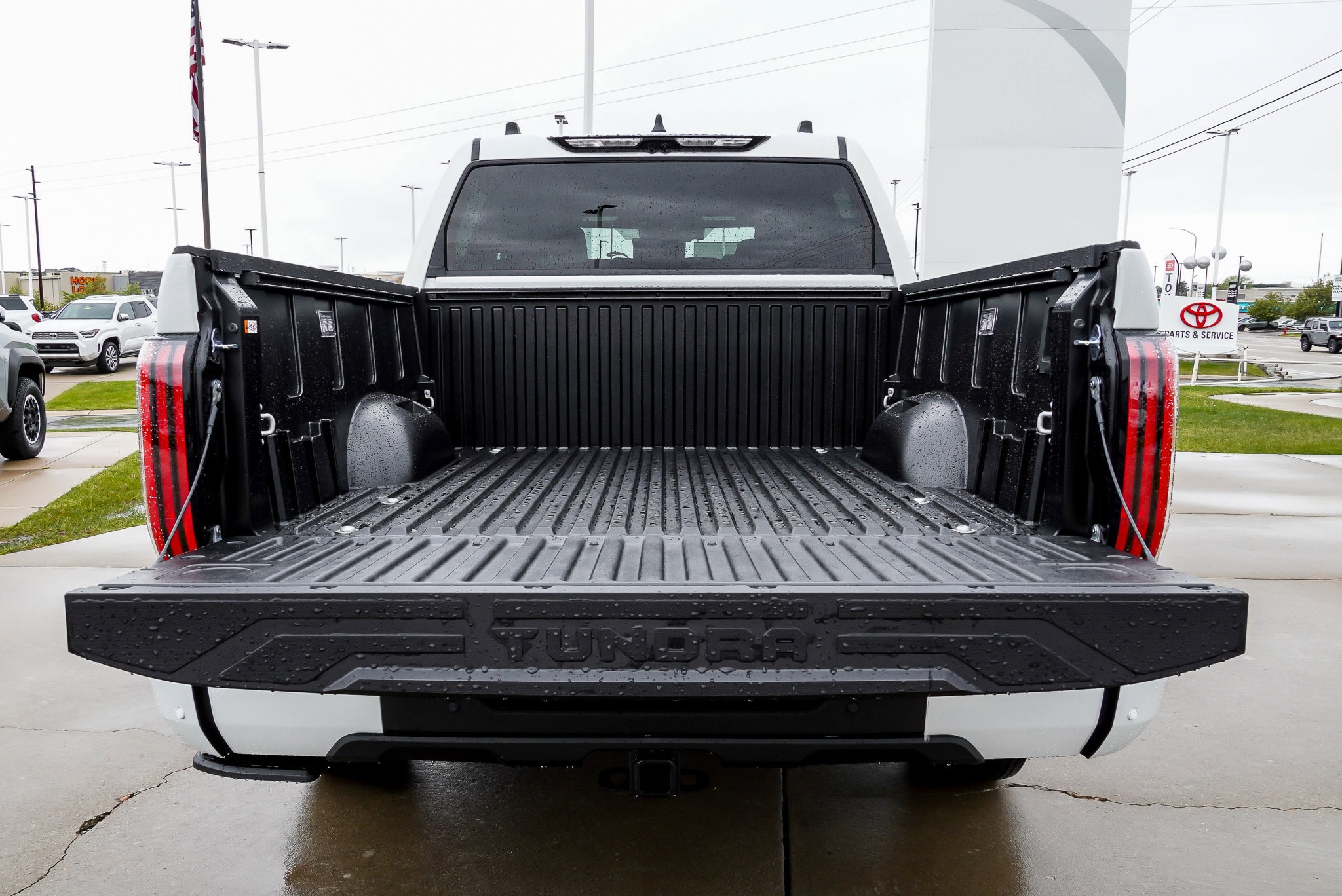 2026 Toyota Tundra Platinum - Photo 14