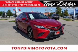 2019 Toyota Camry SE Sedan