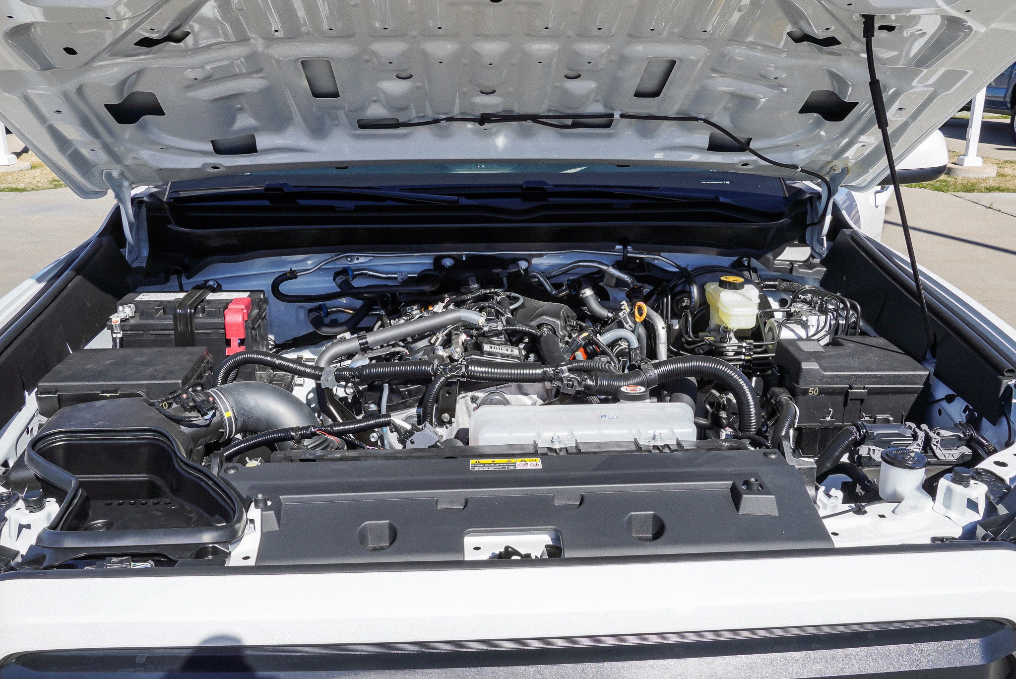 2026 Toyota Tacoma SR5 - Photo 15