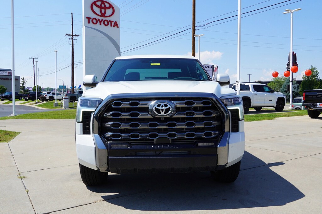 New 2025 Toyota Tundra i-FORCE MAX Platinum i-FORCE MAX Truck CrewMax