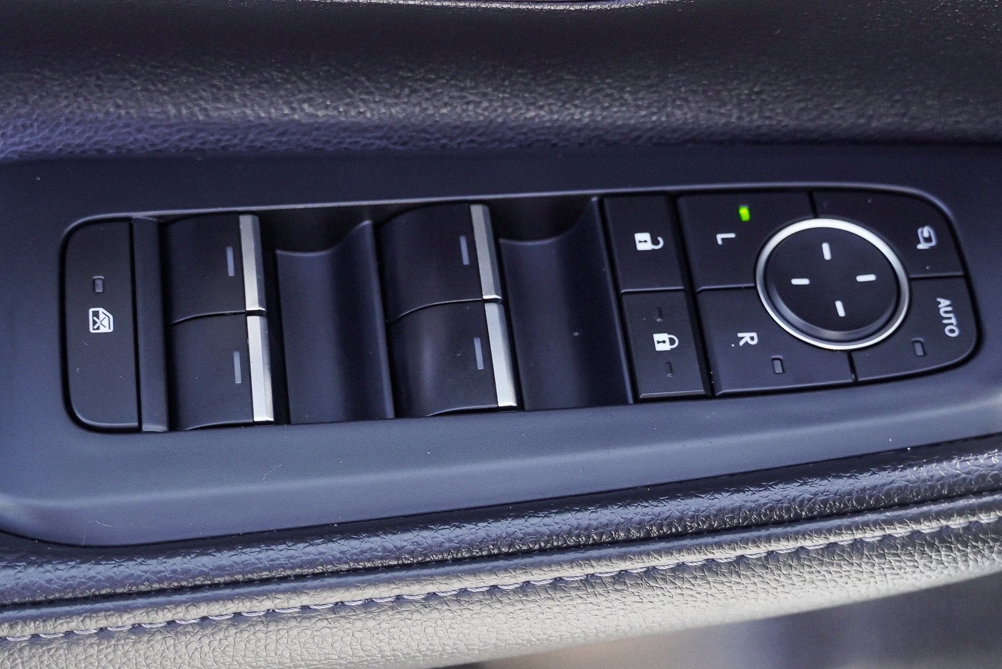 2025 Toyota Grand Highlander Platinum - Photo 20