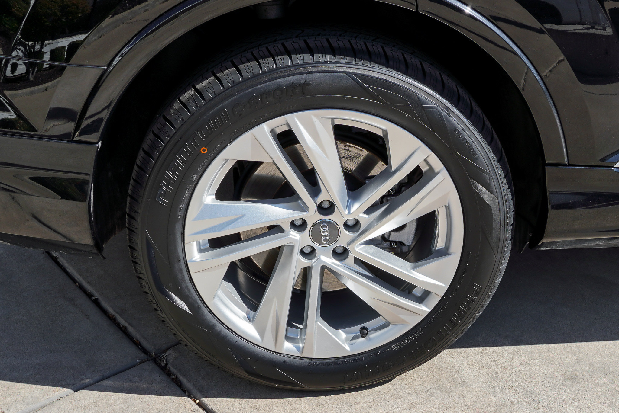 2020 Audi Q7 Premium Plus - Photo 11