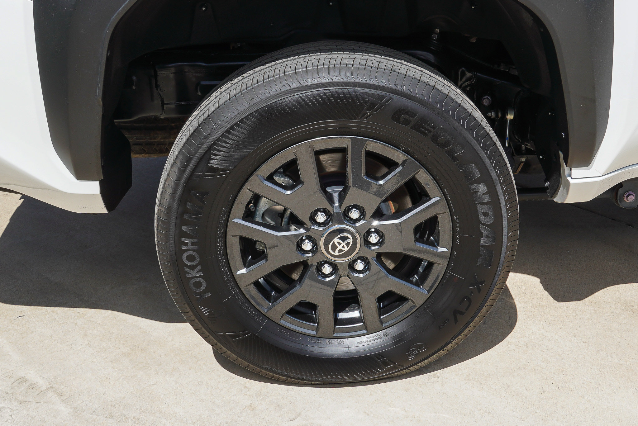 2025 Toyota 4Runner SR5 - Photo 11