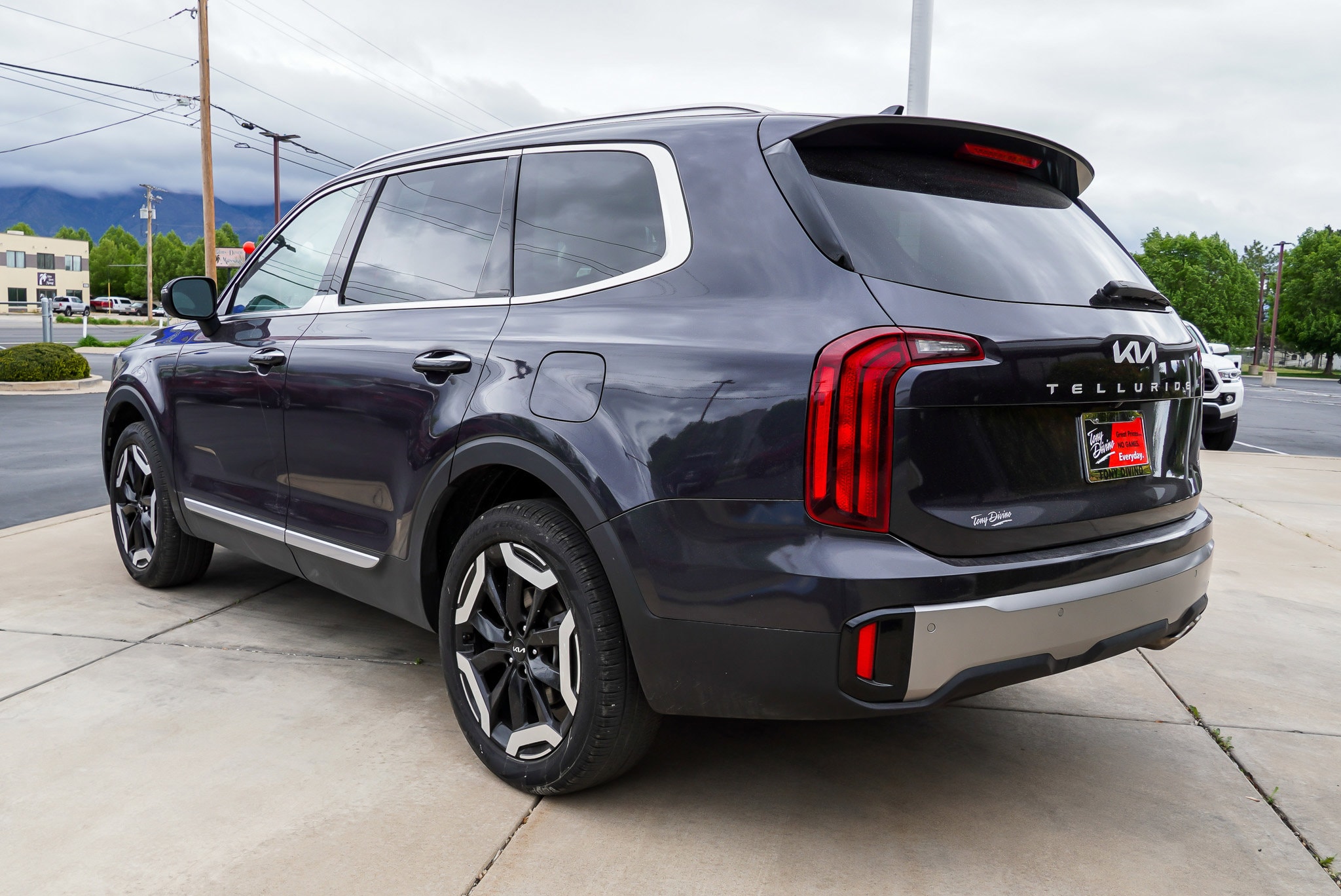 2025 Kia Telluride S - Photo 6