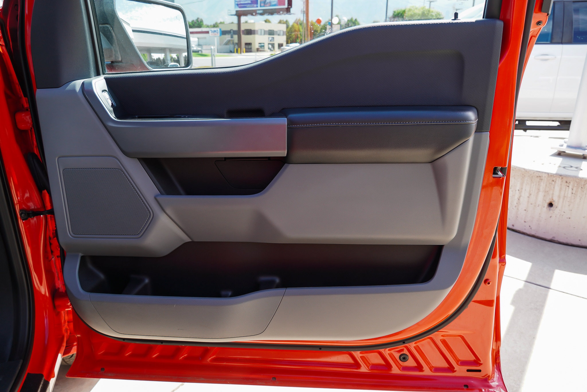 2023 Ford F-150 XLT - Photo 28