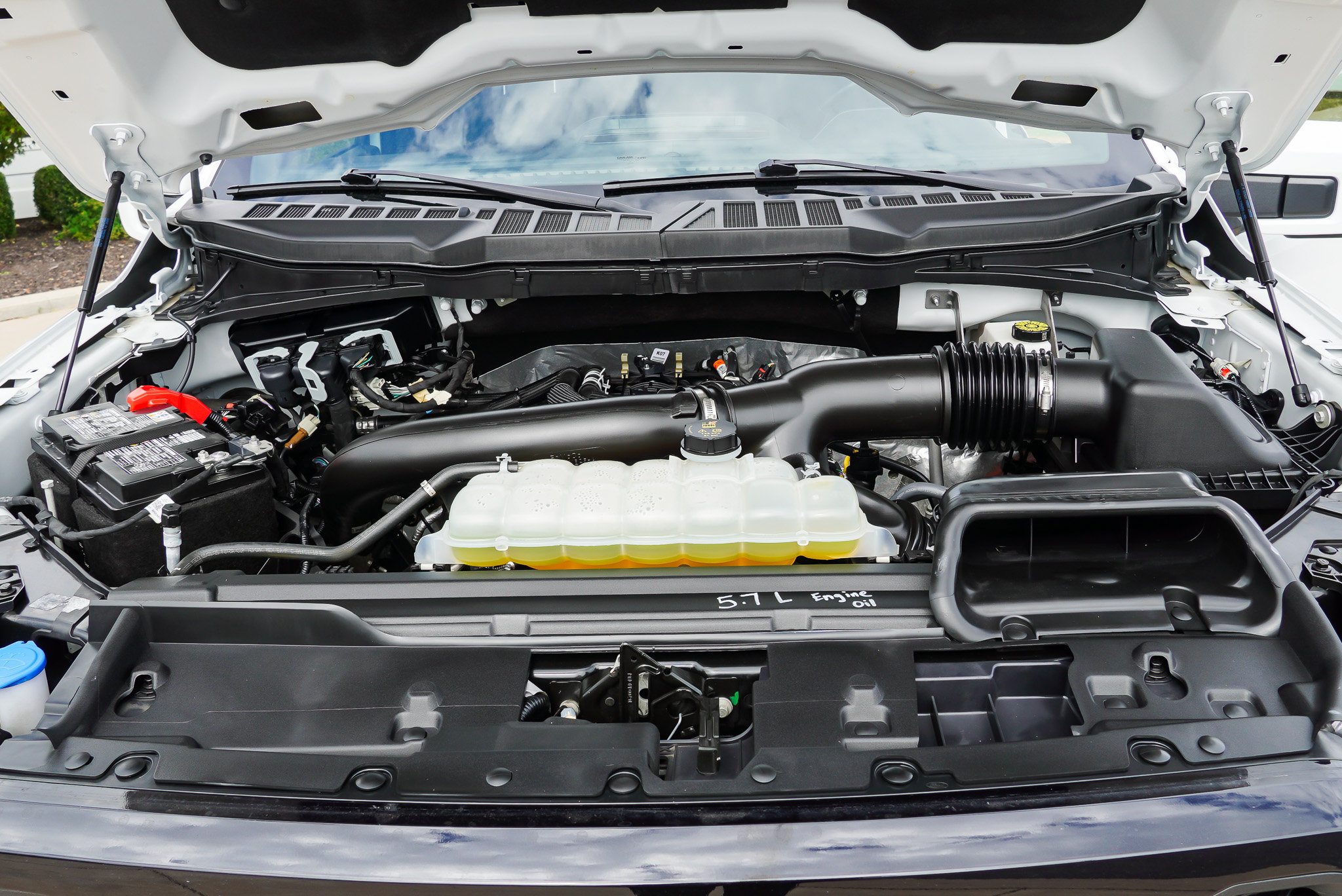 2025 Ford F-150 Lariat - Photo 15