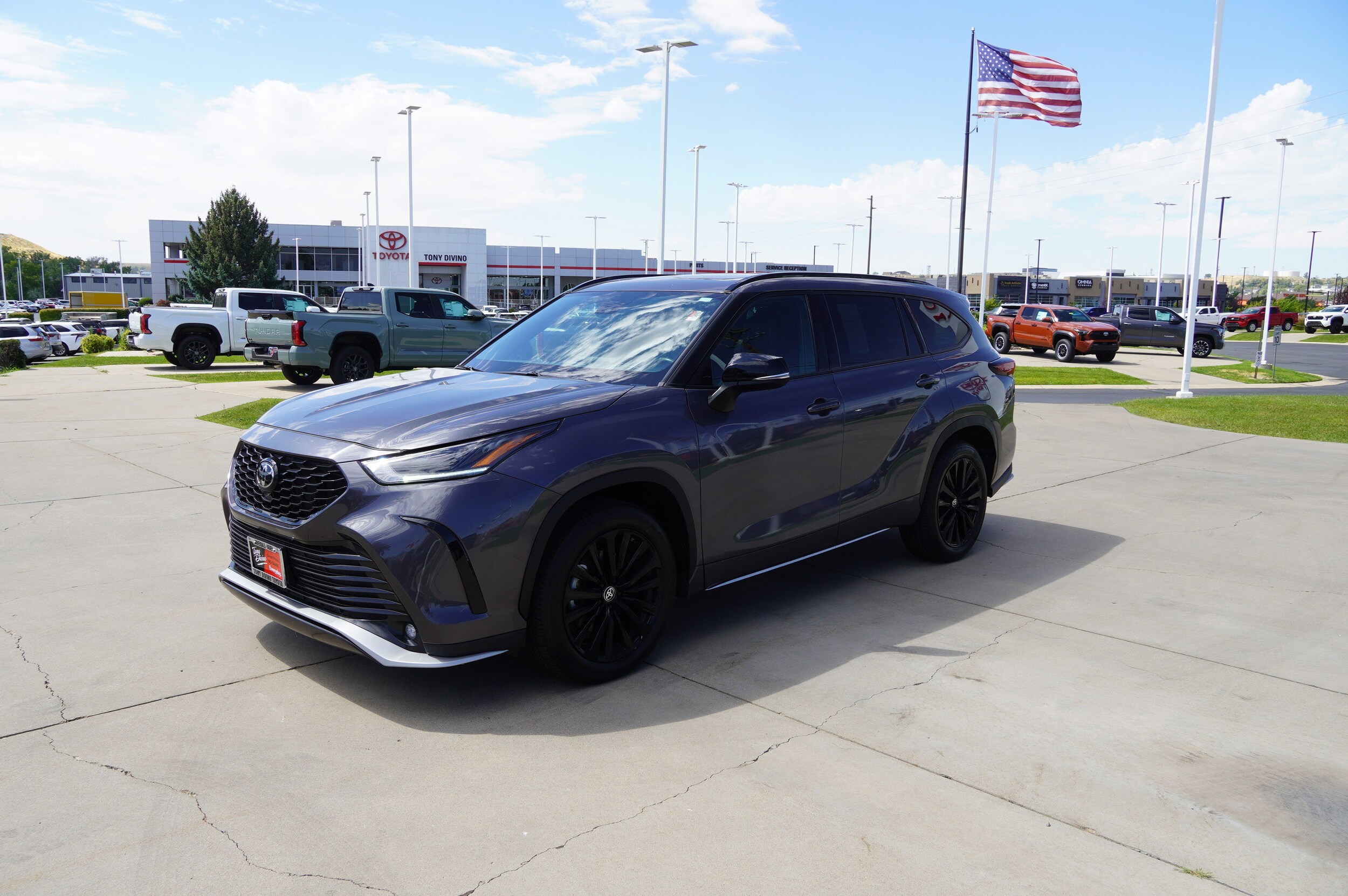 2024 Toyota Highlander XSE photo 4