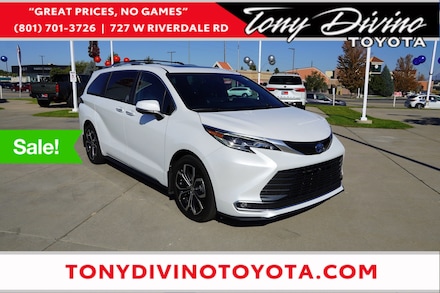 2025 Toyota Sienna Platinum Van Passenger Van