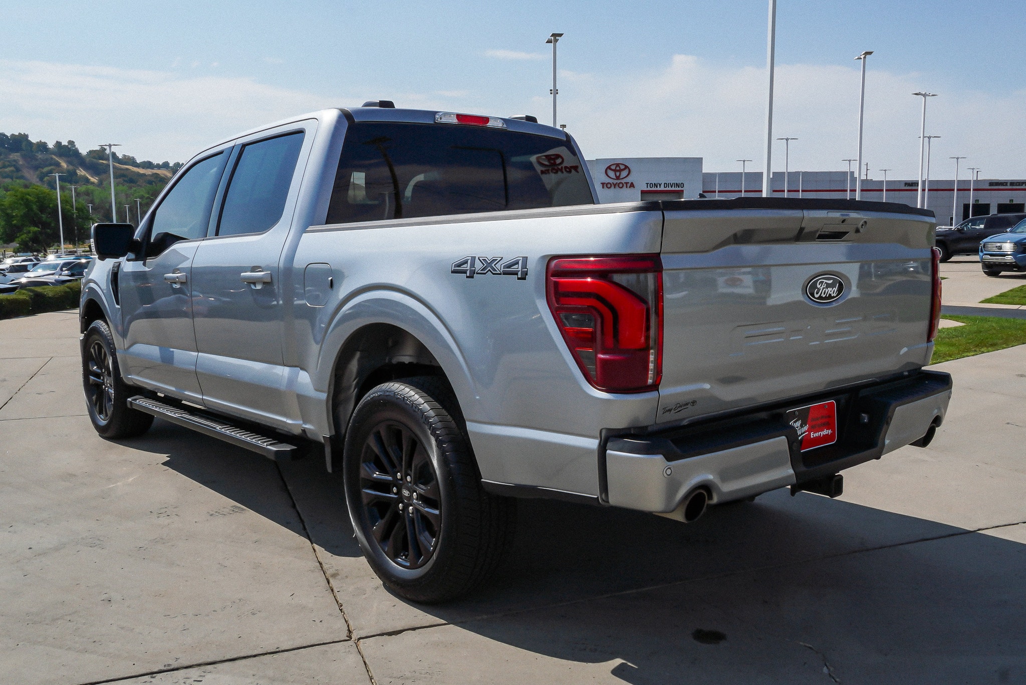 2025 Ford F-150 Lariat - Photo 6