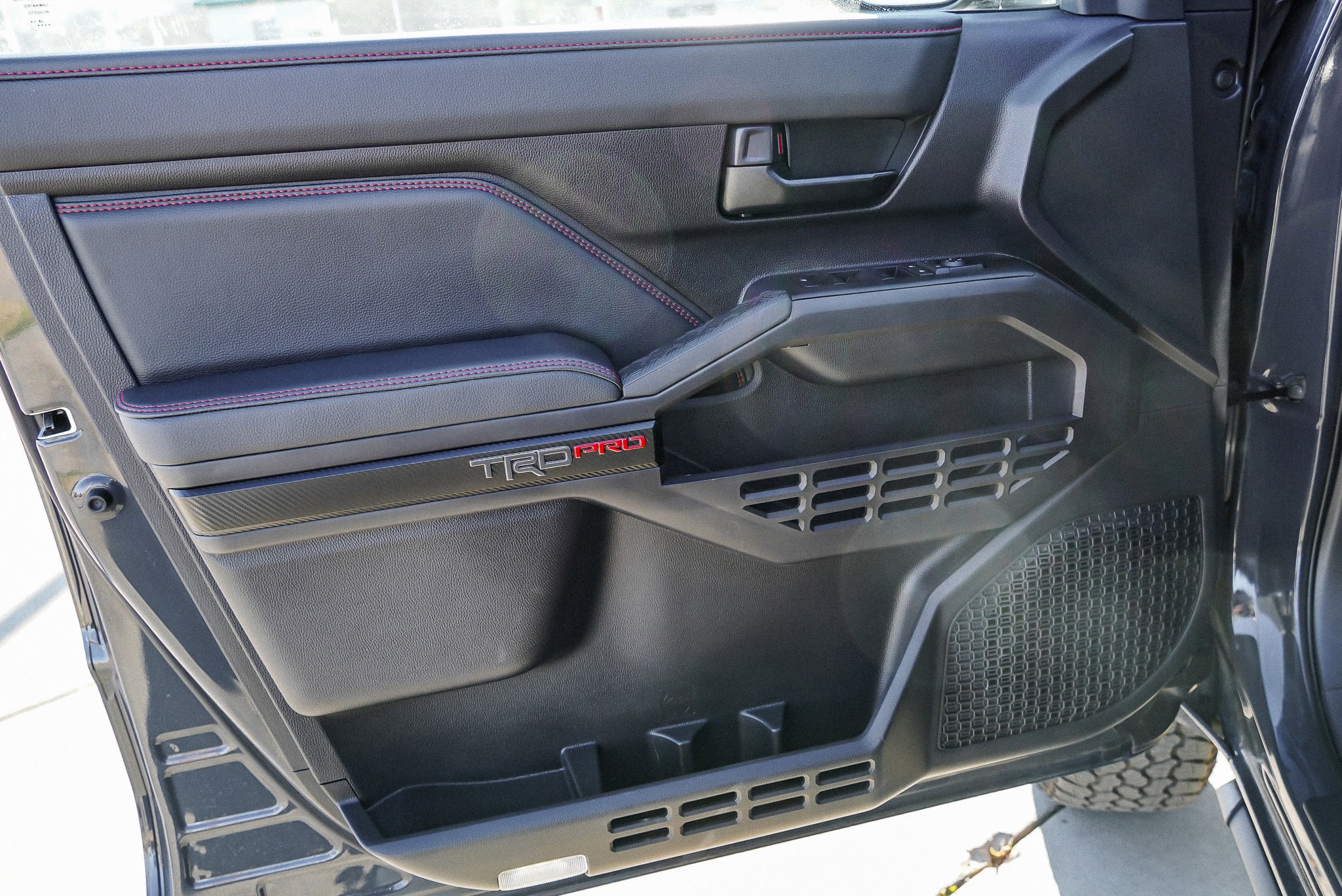 2025 Toyota Tacoma TRD Pro - Photo 20