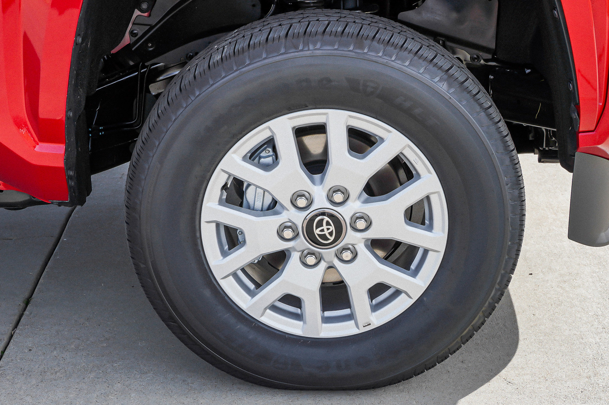 2026 Toyota Tacoma SR5 - Photo 10