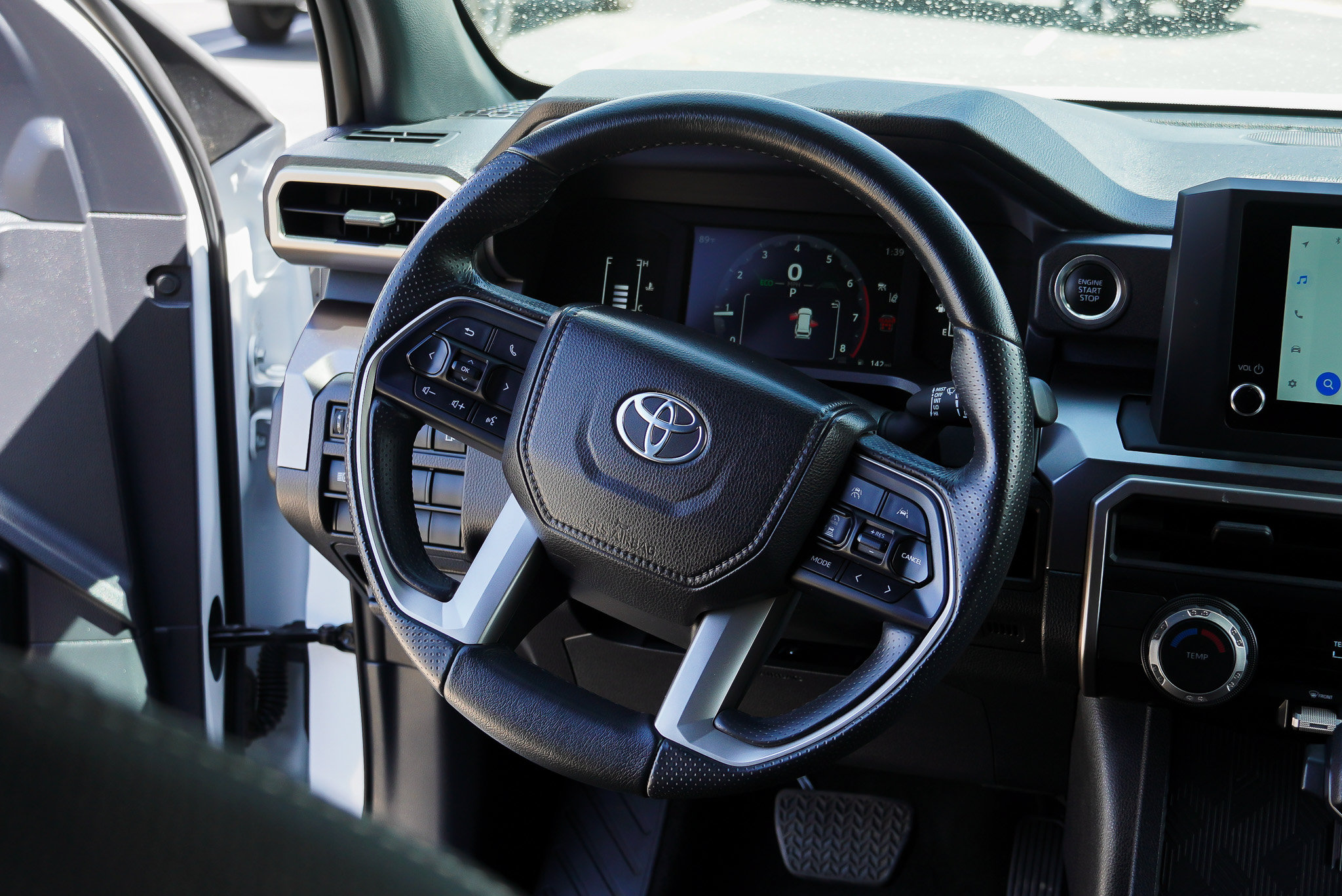 2025 Toyota 4Runner SR5 - Photo 31