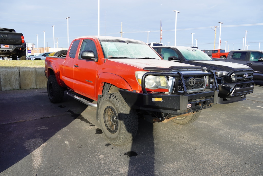 Used 2011 Toyota Tacoma Base Truck Access Cab
