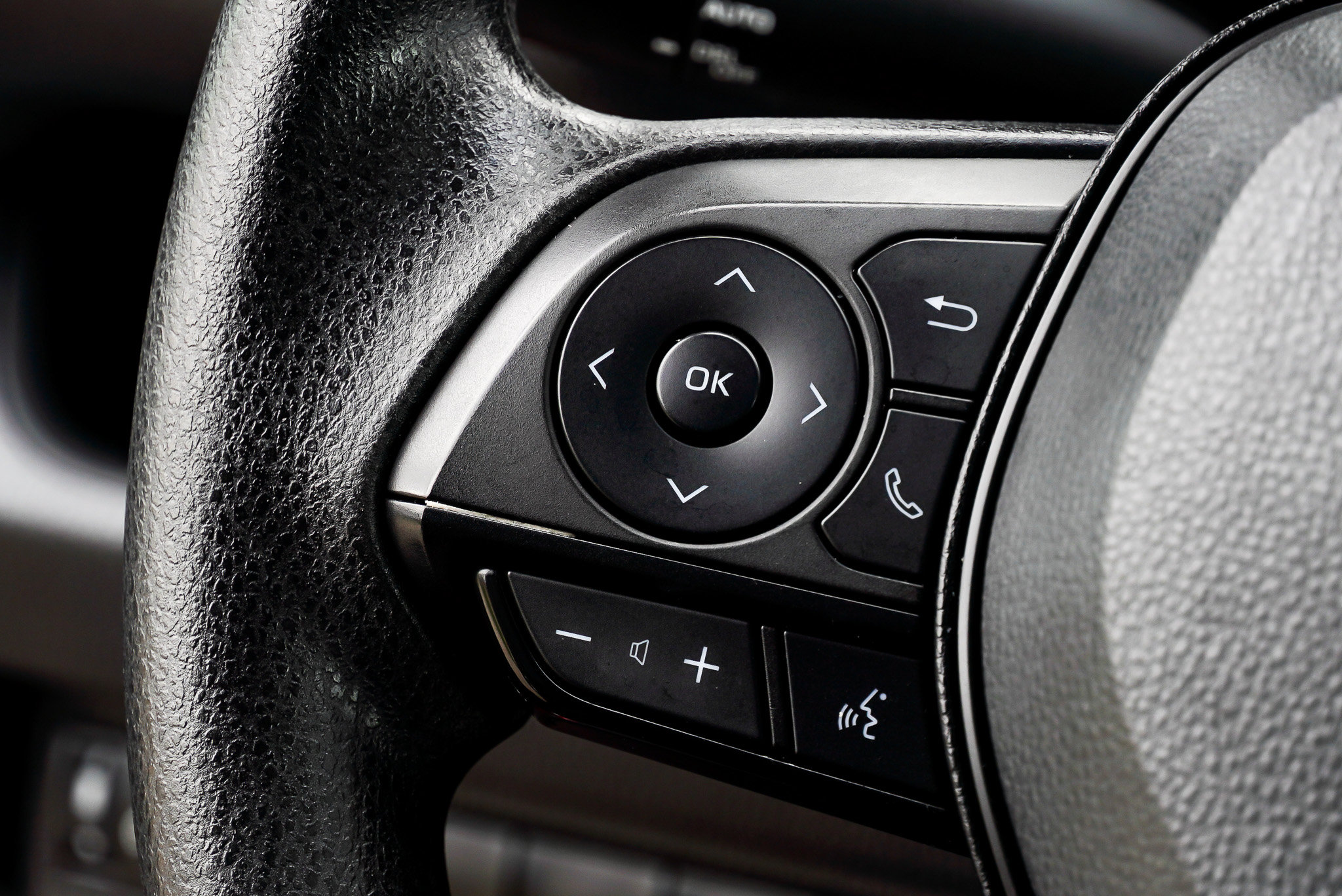 2023 Toyota RAV4 XLE - Photo 33