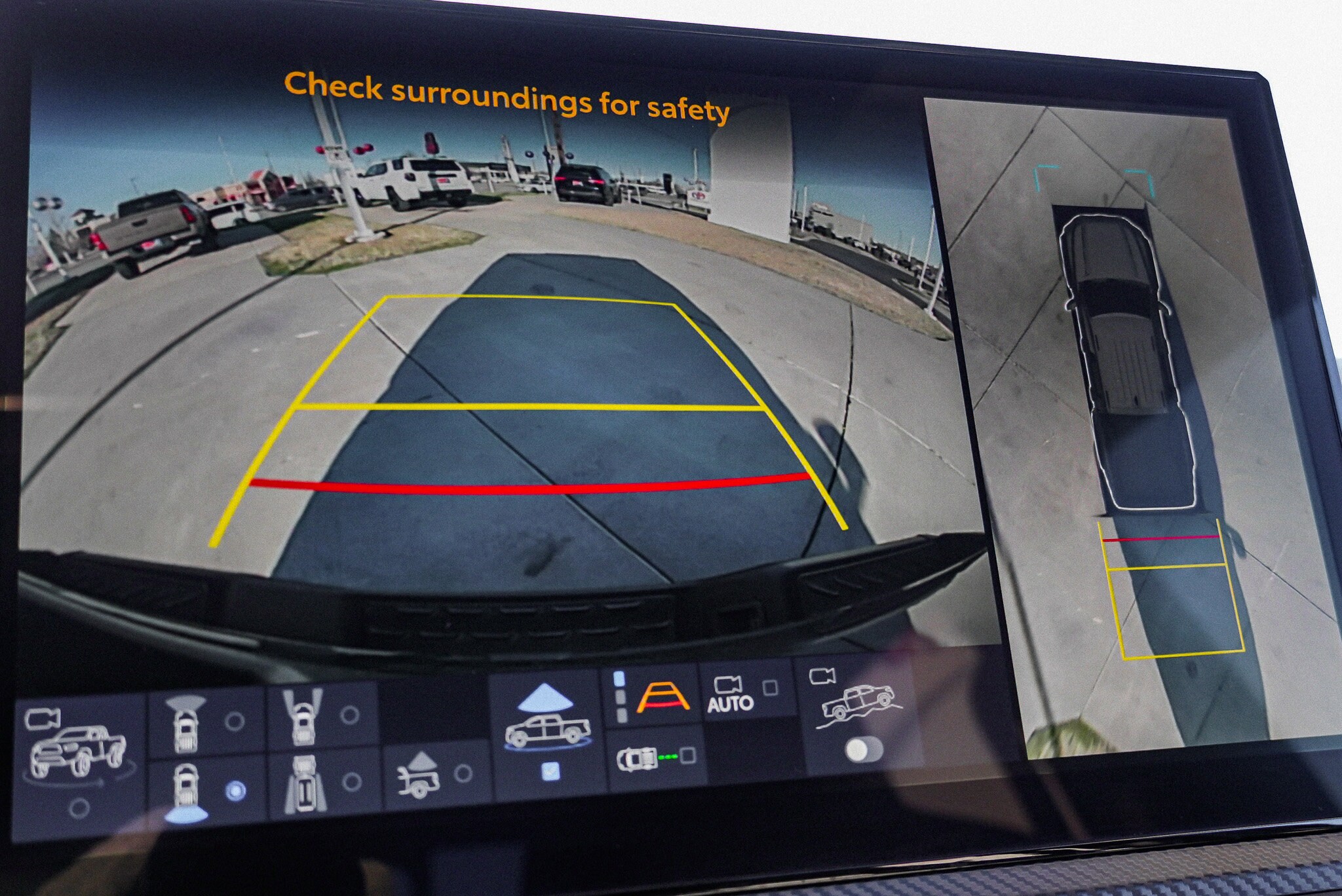 2025 Toyota Tacoma TRD Pro - Photo 42