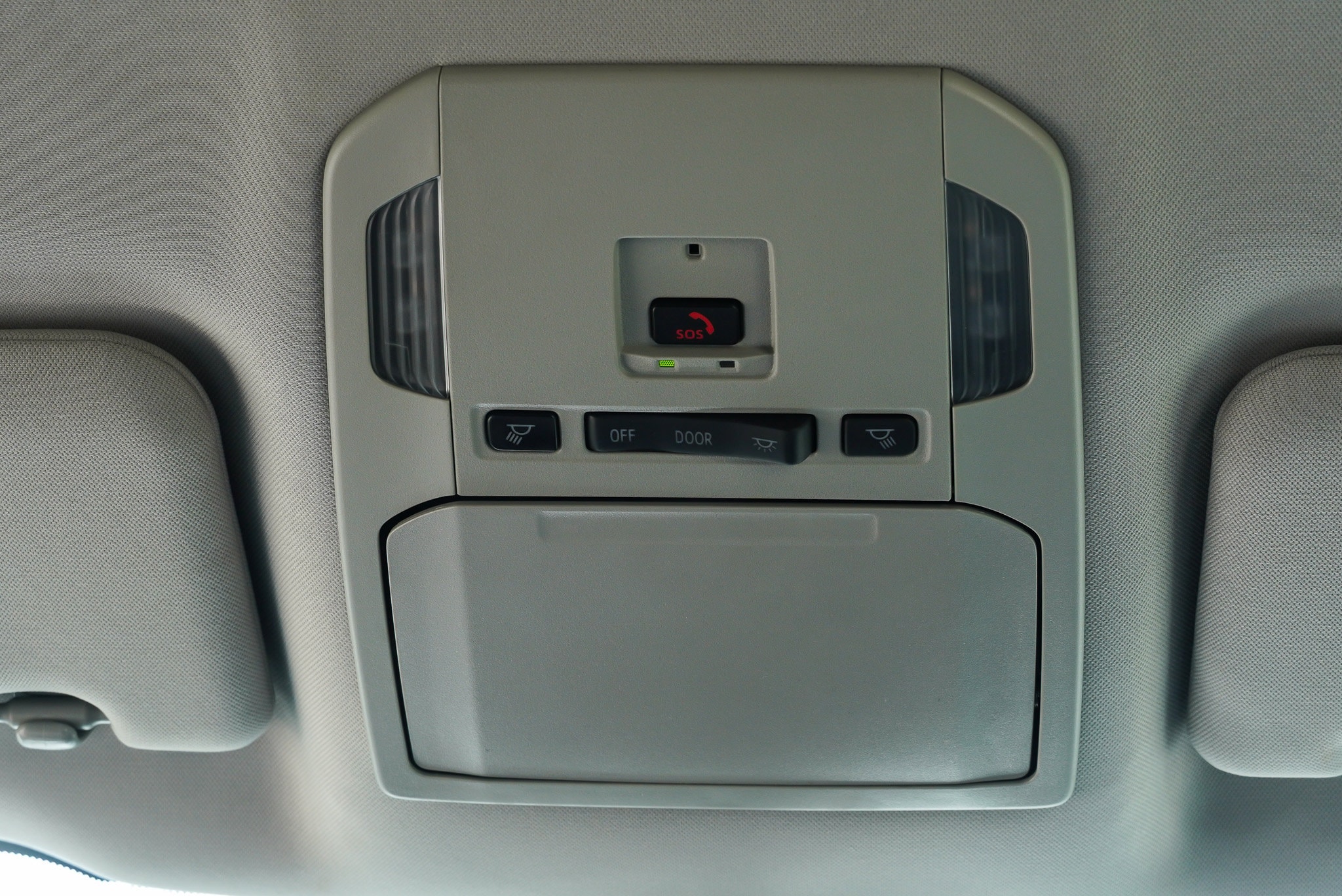 2024 Toyota Highlander LE - Photo 31