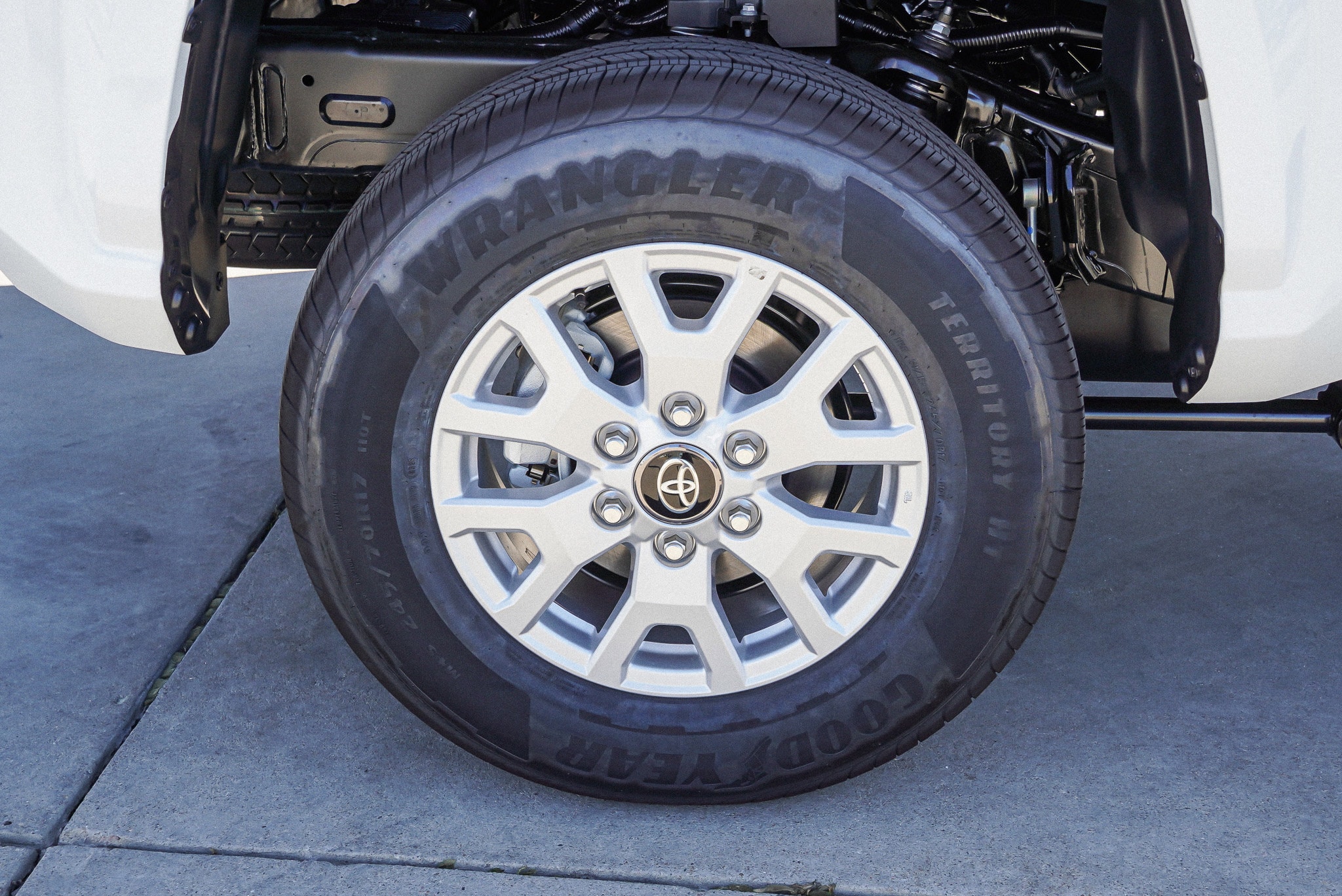 2026 Toyota Tacoma SR5 - Photo 11