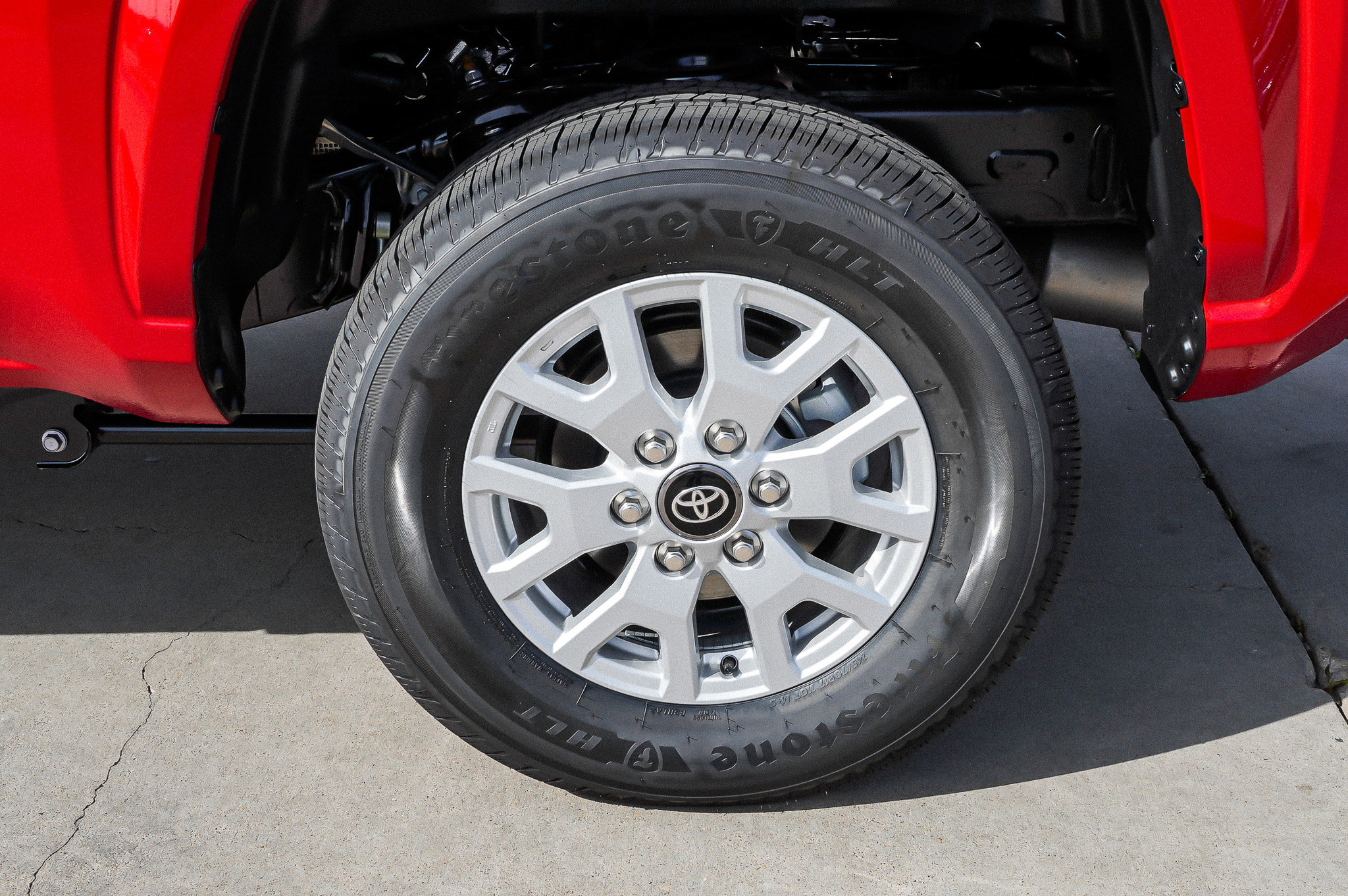 2026 Toyota Tacoma SR5 - Photo 13