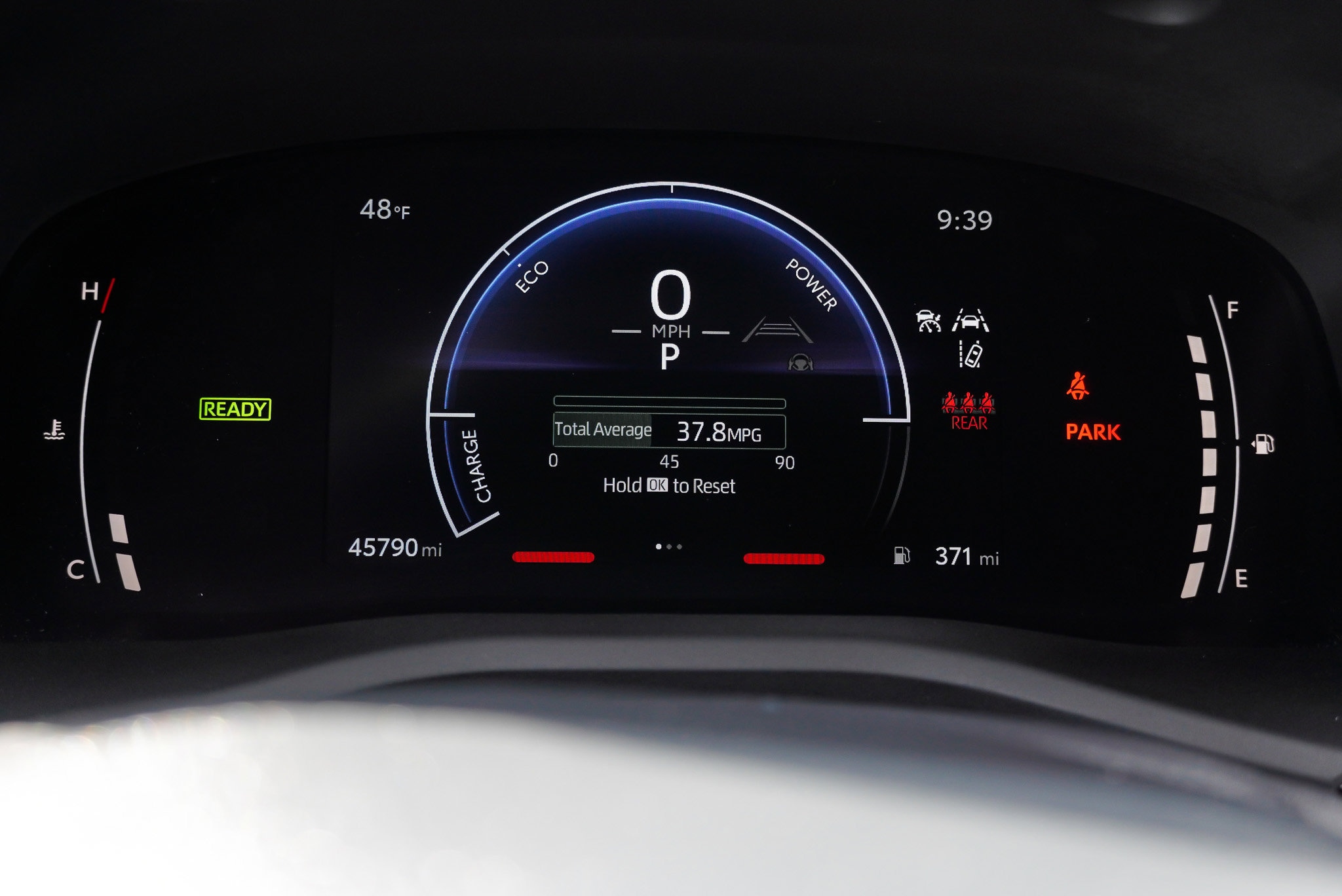 2025 Toyota Camry SE - Photo 39