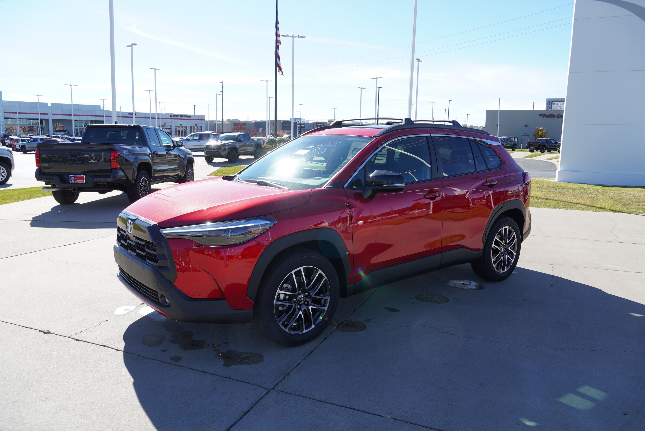 2026 Toyota Corolla Cross XLE photo 4