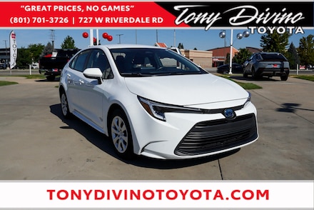 2024 Toyota Corolla Hybrid LE Sedan