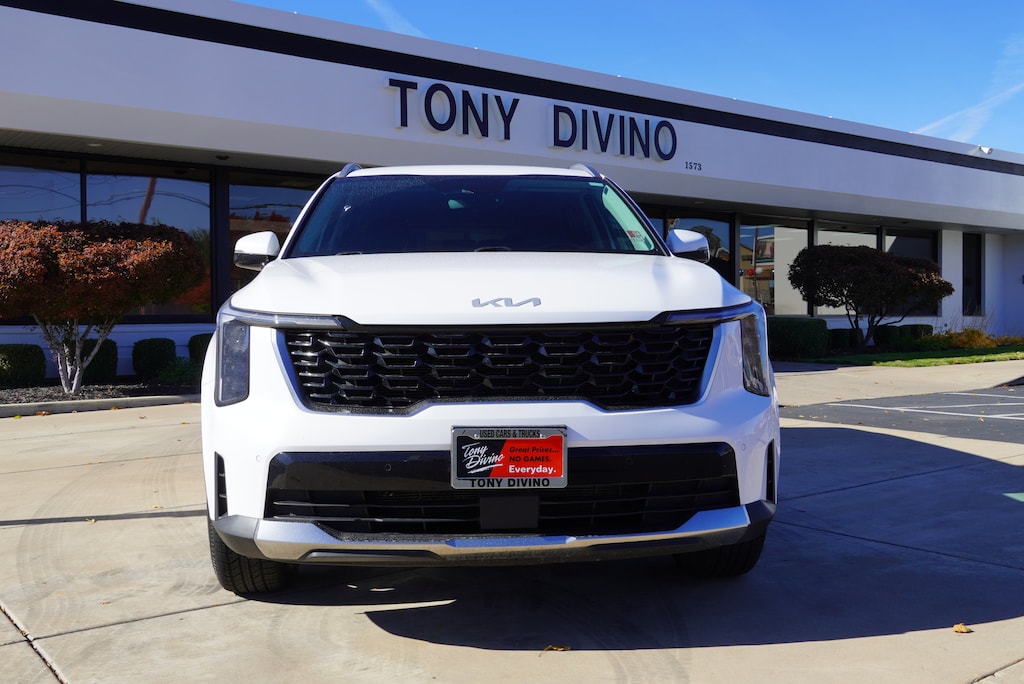 Used 2024 Kia Sorento S SUV