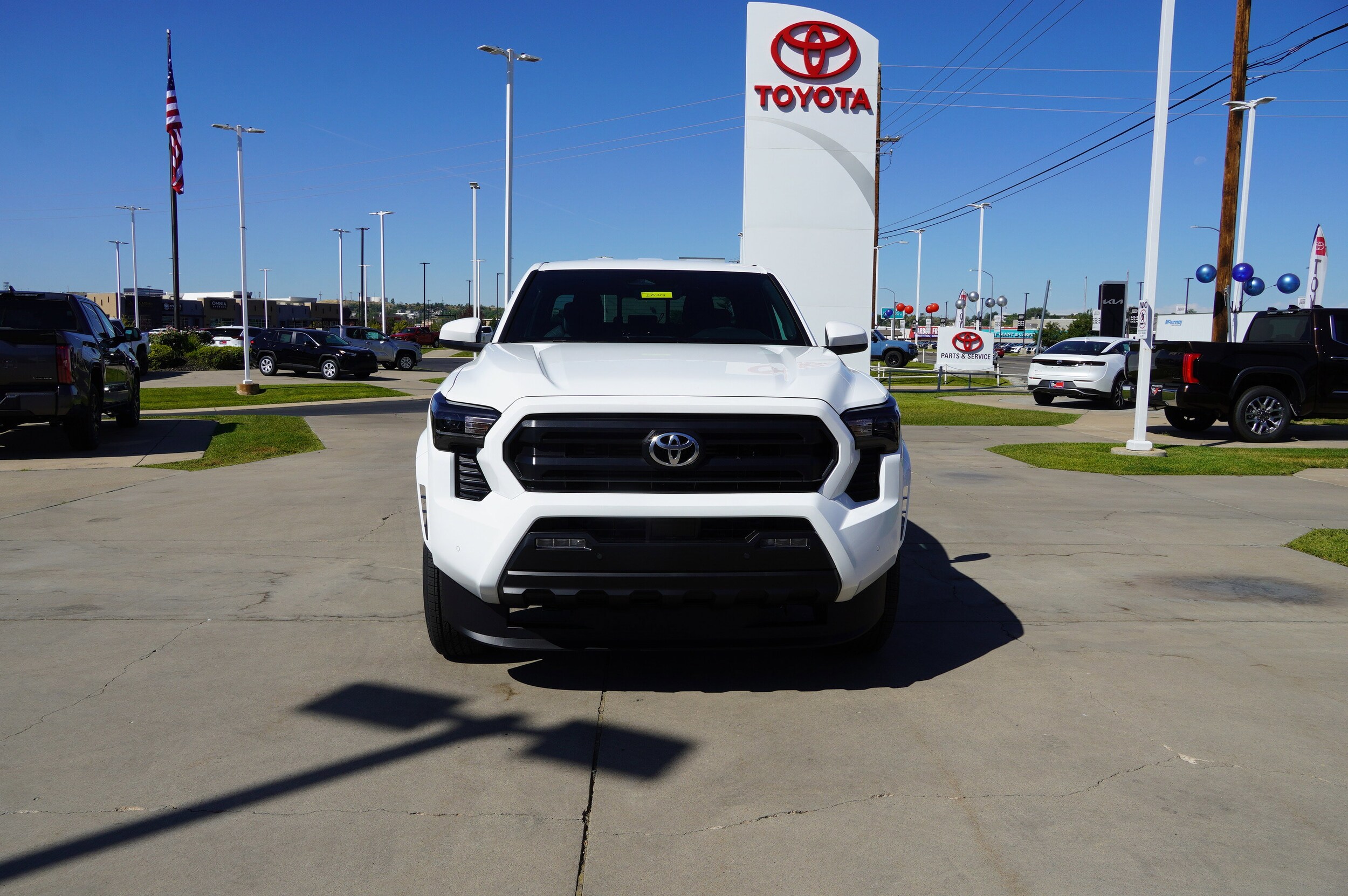 2025 Toyota Tacoma SR5 photo 3