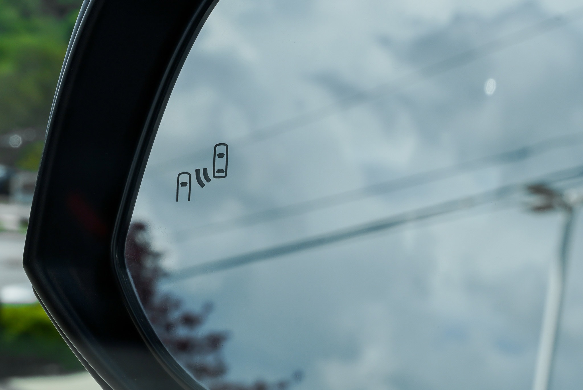2021 Toyota RAV4 XLE - Photo 21