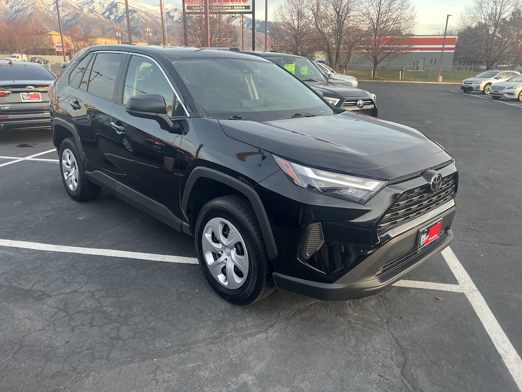 Used 2024 Toyota RAV4 LE SUV