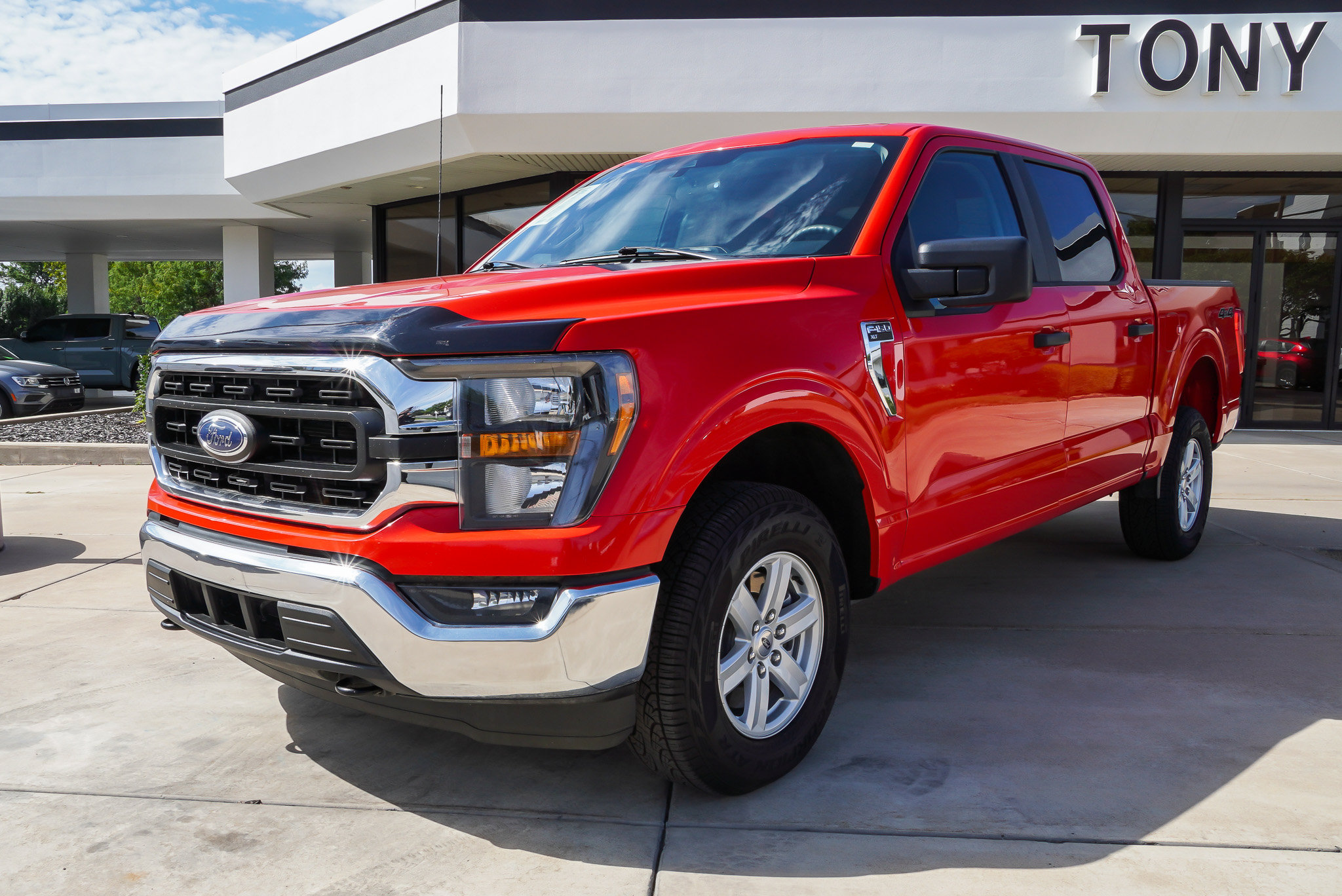 2023 Ford F-150 XLT - Photo 4