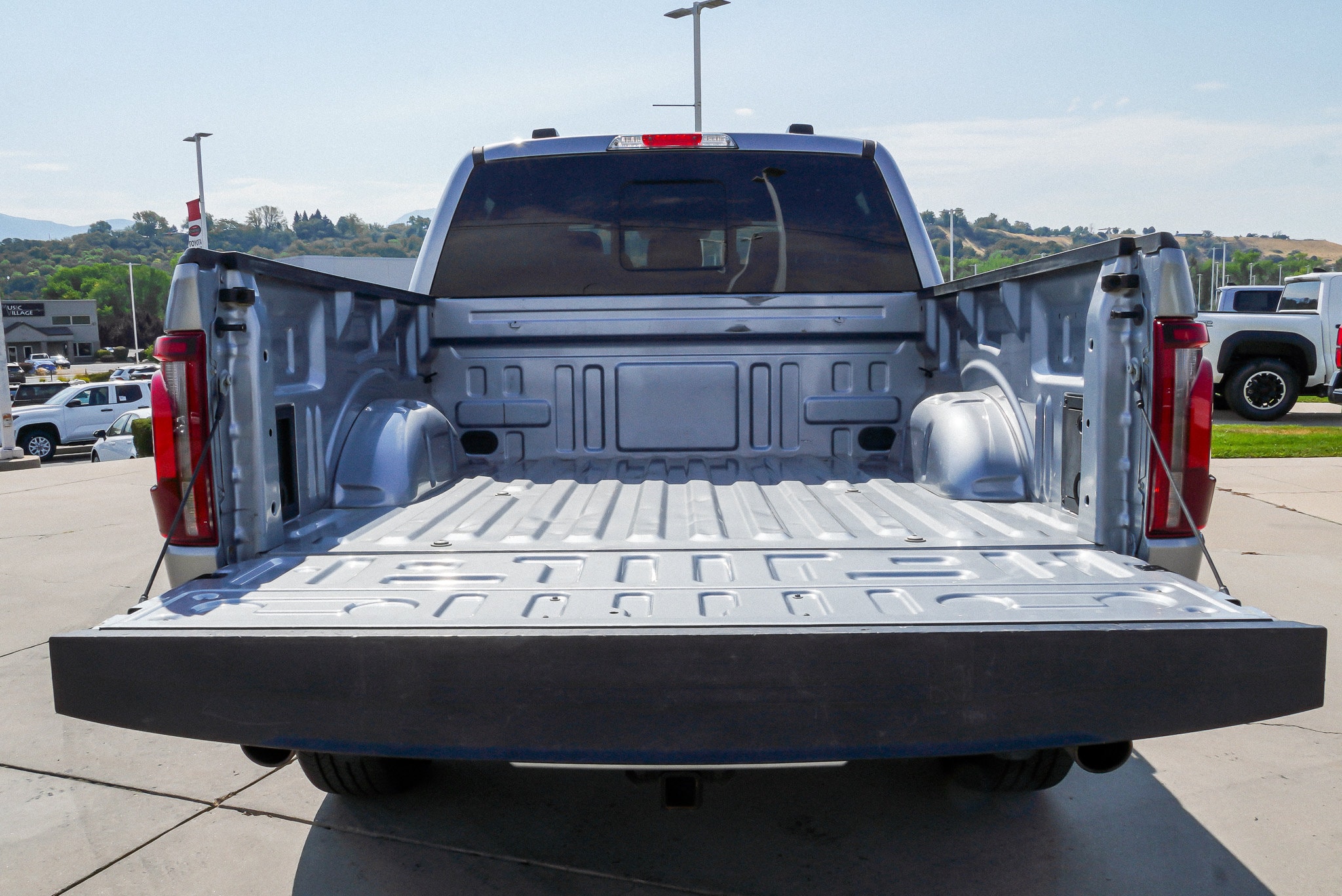 2025 Ford F-150 Lariat - Photo 14