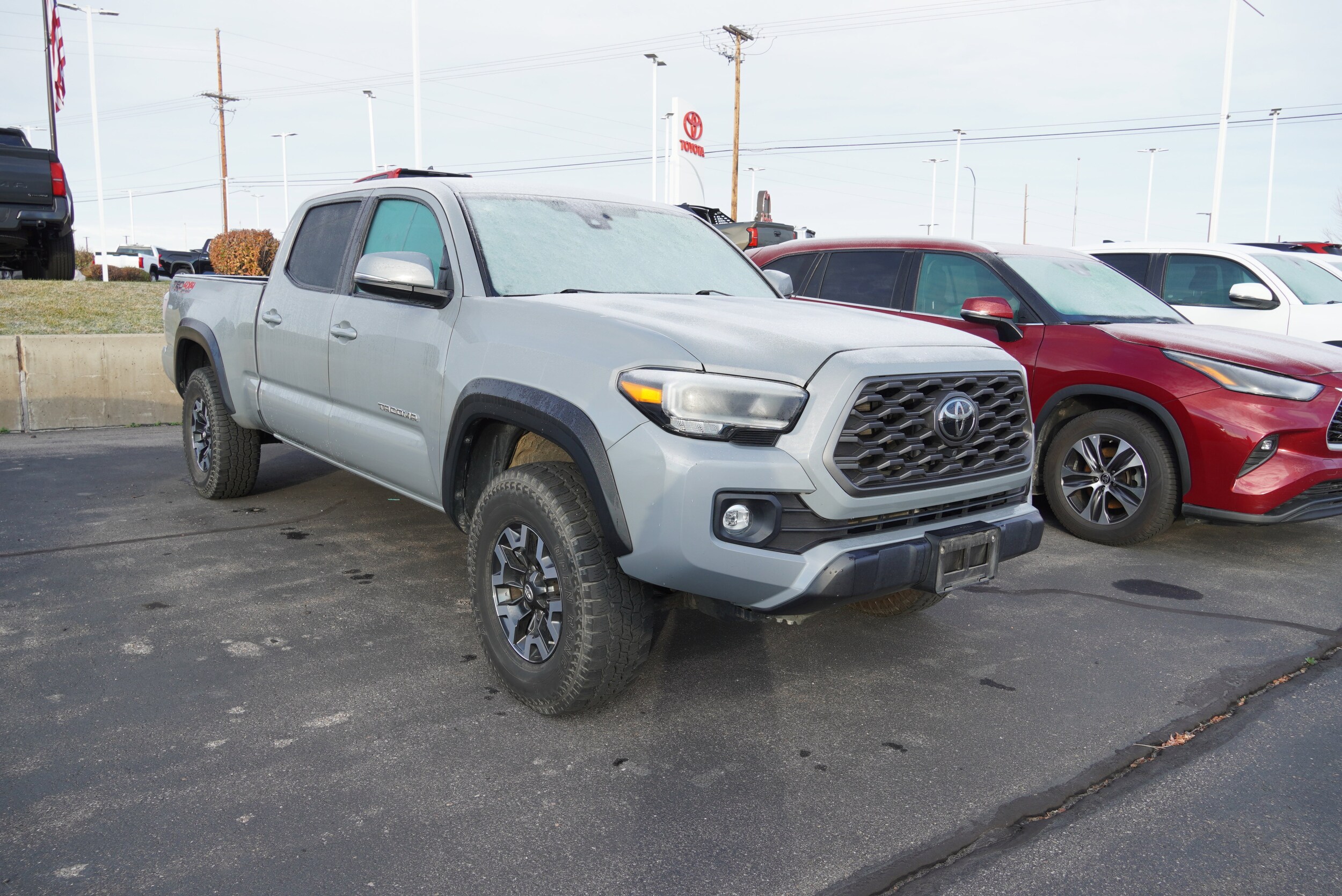 2021 Toyota Tacoma TRD Off-Road Double Cab photo 2